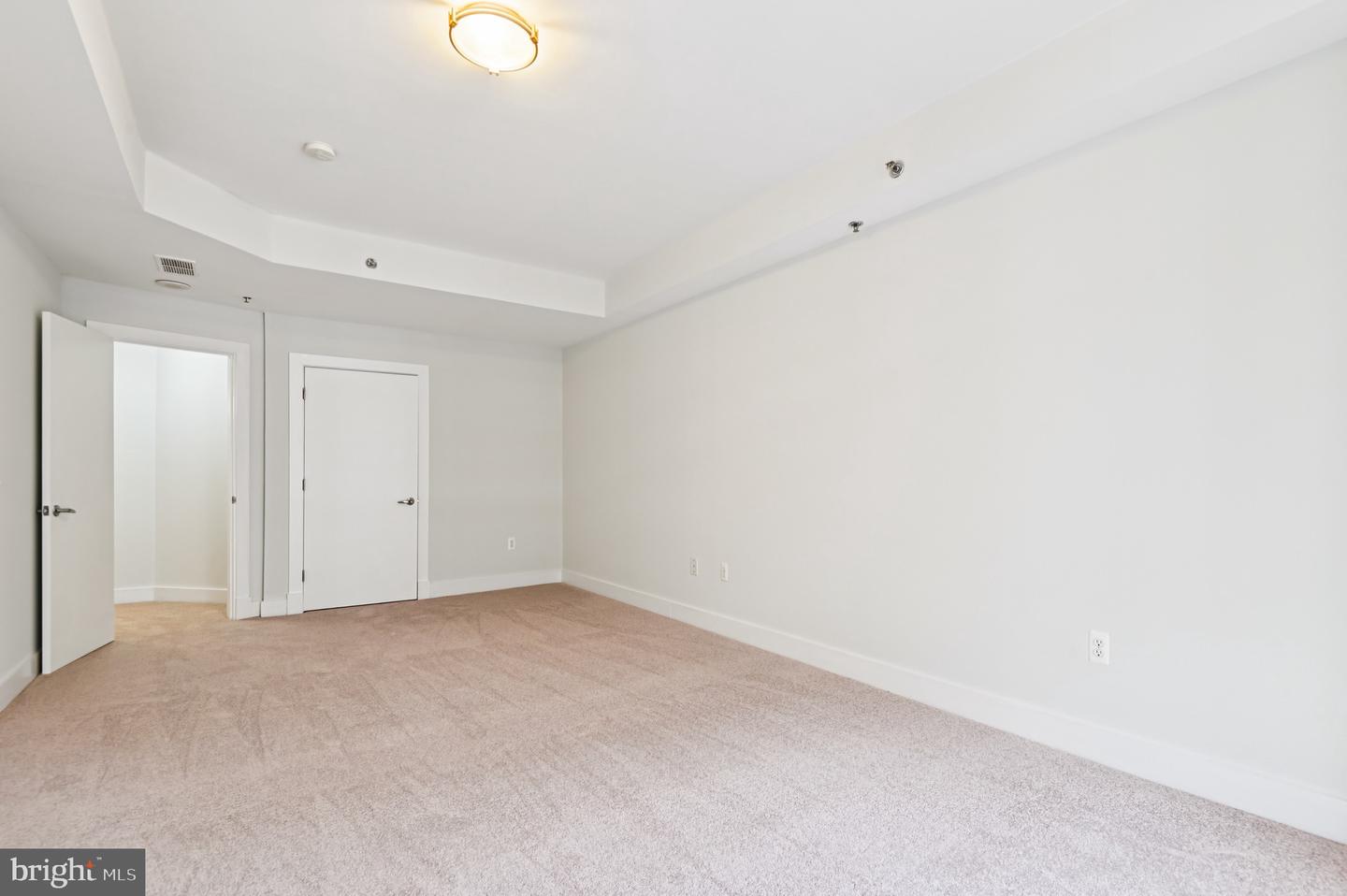 Baltimore, Maryland, 21231, United States, 3 Bedrooms Bedrooms, ,3 BathroomsBathrooms,Residential,For Sale,1949959