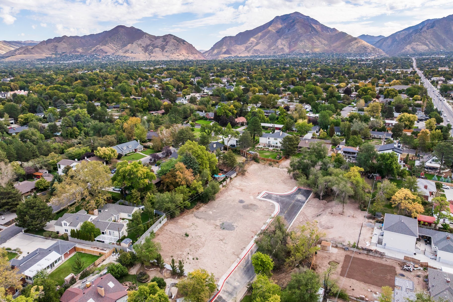  Build New in the Heart of Millcreek - 物件實景