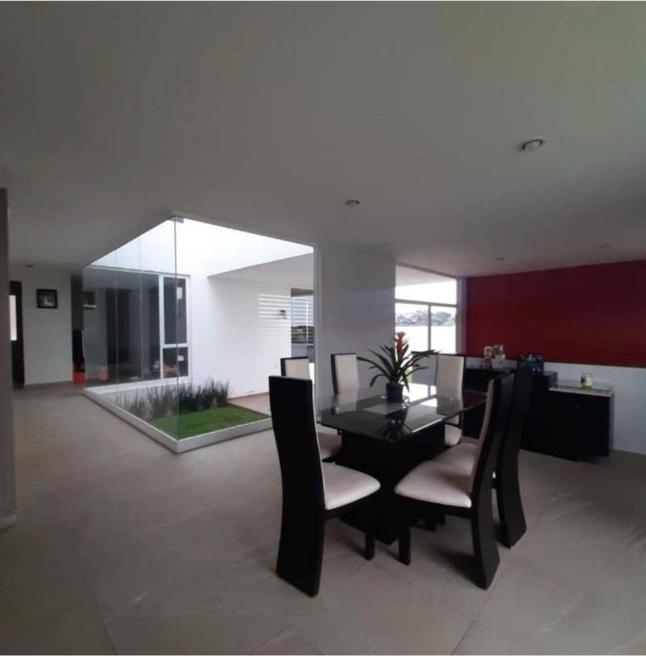 Atizapán de Zaragoza, Estado de méxico, 52938, Mexico, 4 Bedrooms Bedrooms, ,4 BathroomsBathrooms,Residential,For Sale,2002088