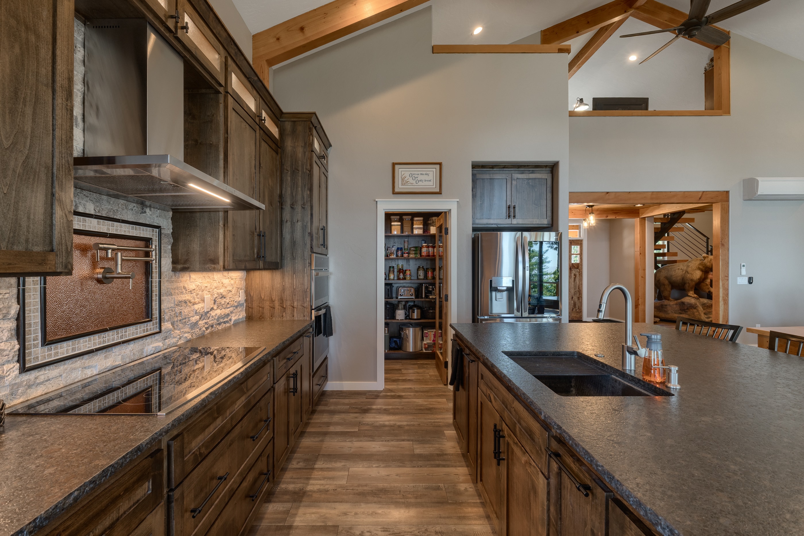  Majestic Ocean & Rogue River Views on 80 Acres - 物件實景
