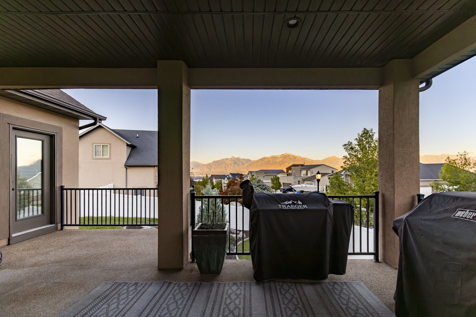  Rosecrest Beauty  Corner Lot + Quality Craftsmanship + Breathtaking Views - 物件實景