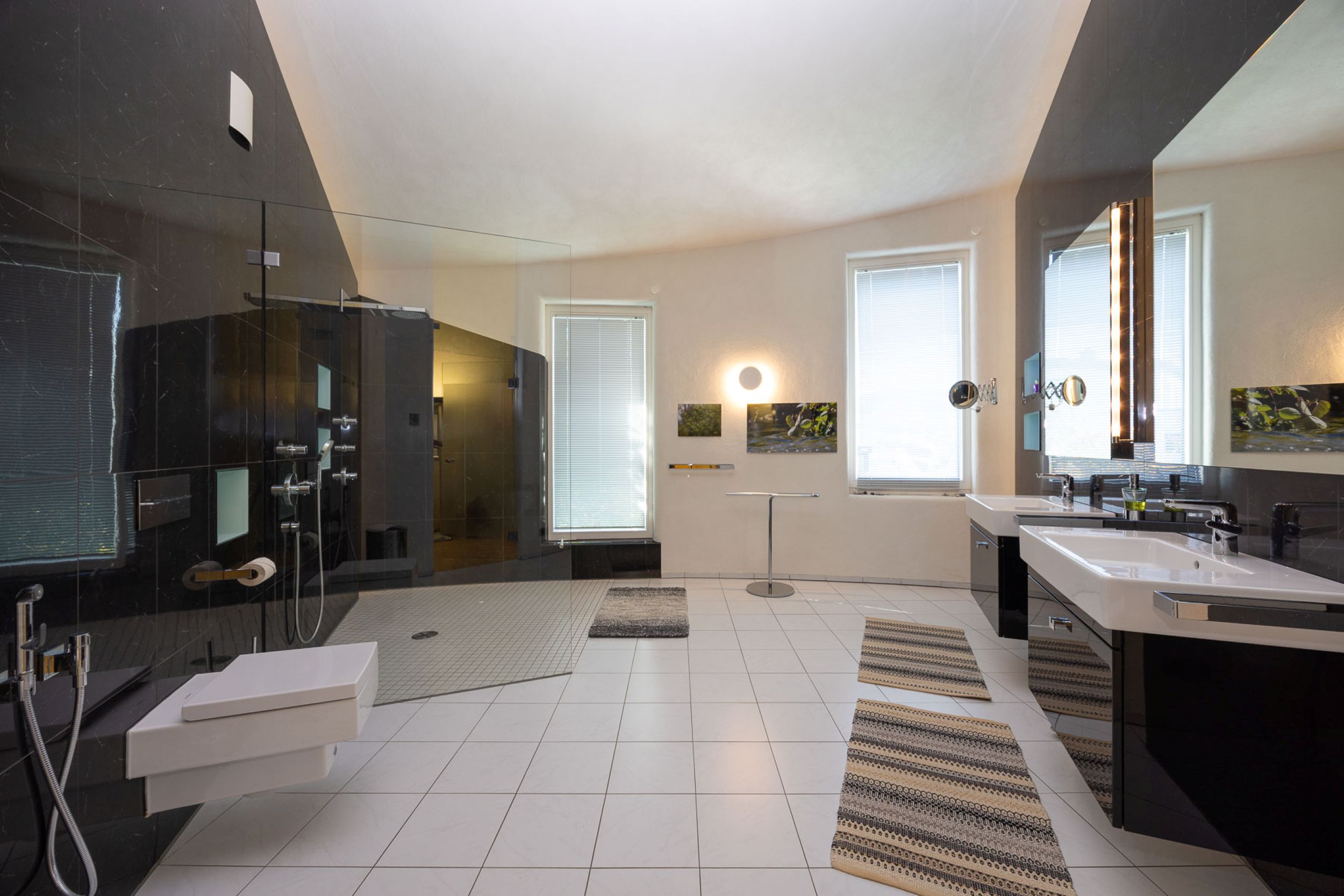  Architectural Haven of 536 m² – A Private Spa Retreat with Natural Swimming Pool - 物件實景