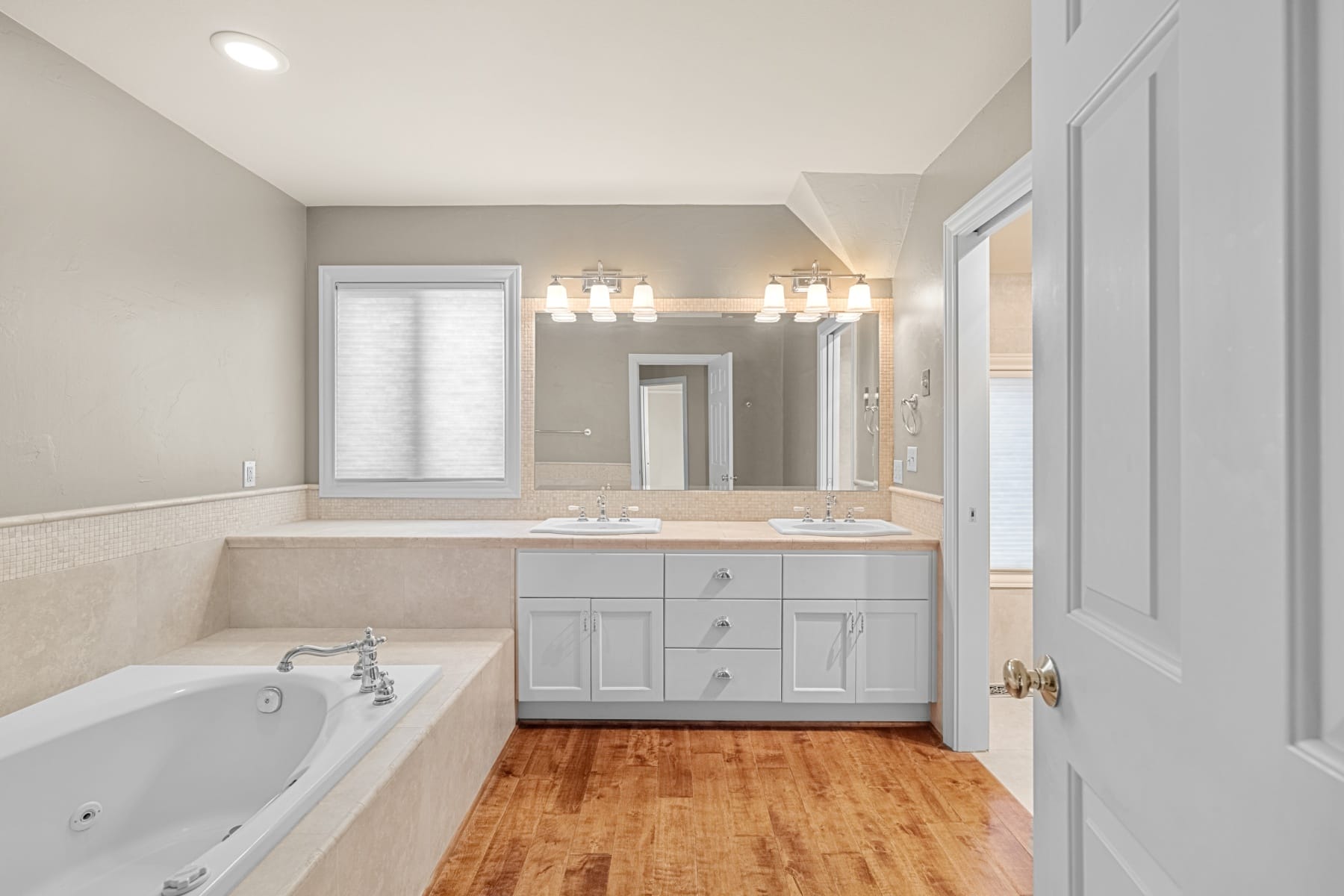  16419 LEXINGTON CT Lake Oswego, OR 97034 - 物件實景