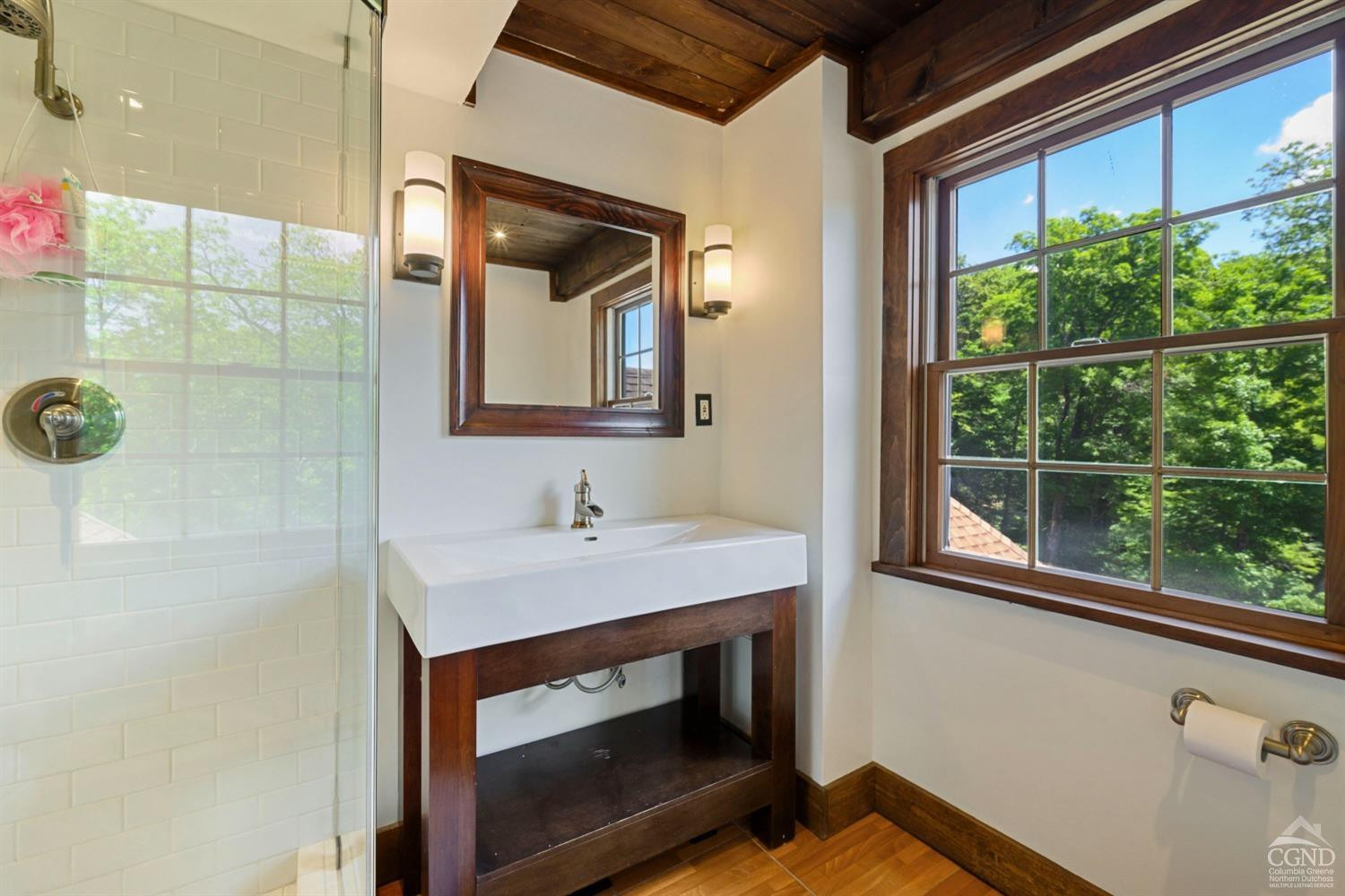 Tannersville, New York, 12485, United States, 6 Bedrooms Bedrooms, ,5 BathroomsBathrooms,Residential,For Sale,1947119