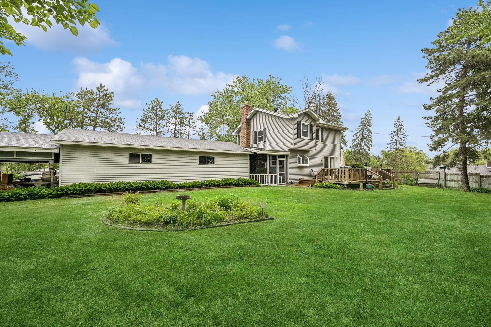 Minnetonka, Minnesota, 55345, United States, 3 Bedrooms Bedrooms, ,1 BathroomBathrooms,Residential,For Sale,1902041