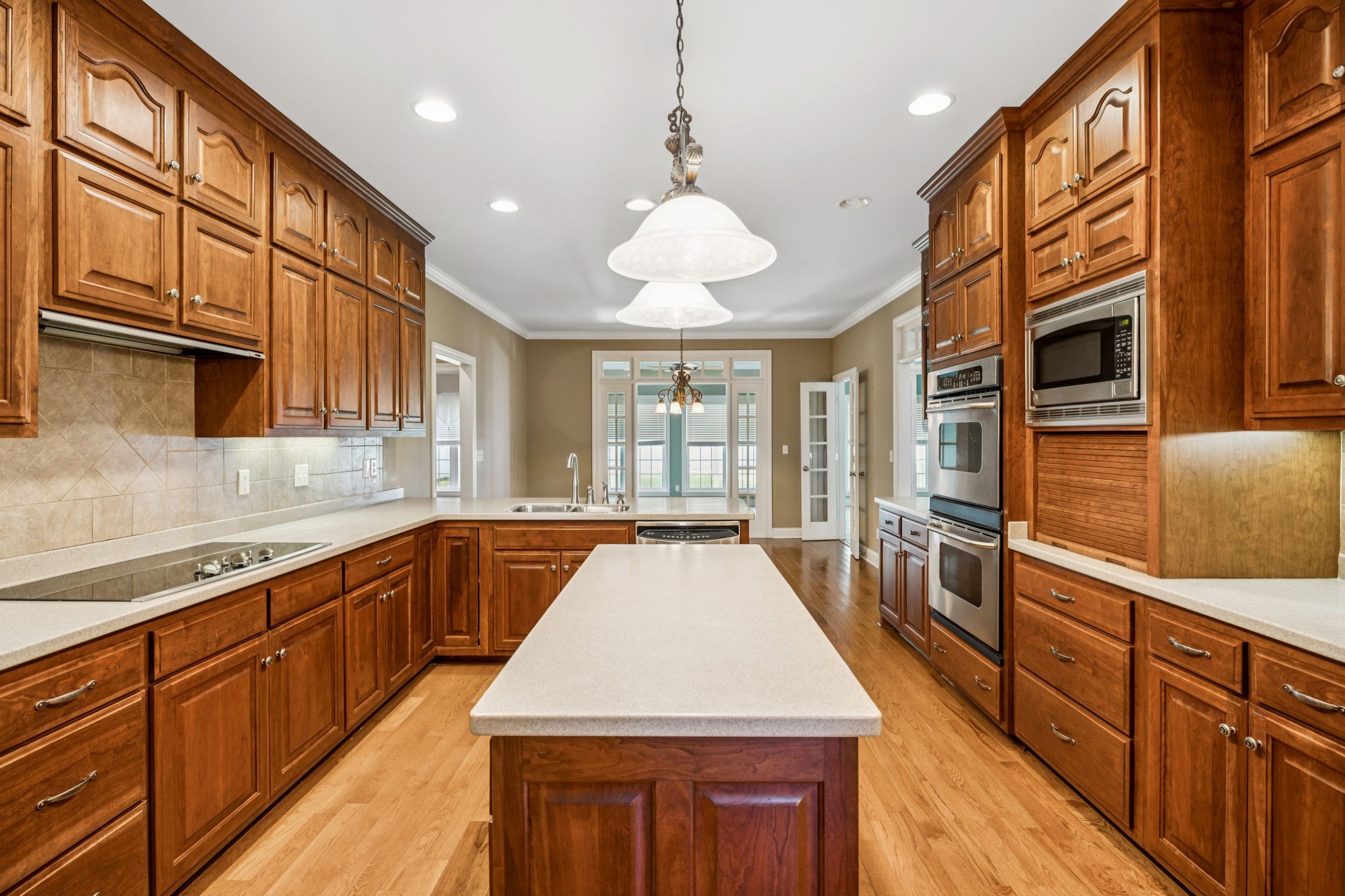 Manchester, Tennessee, 37355, United States, 4 Bedrooms Bedrooms, ,4 BathroomsBathrooms,Residential,For Sale,1937167