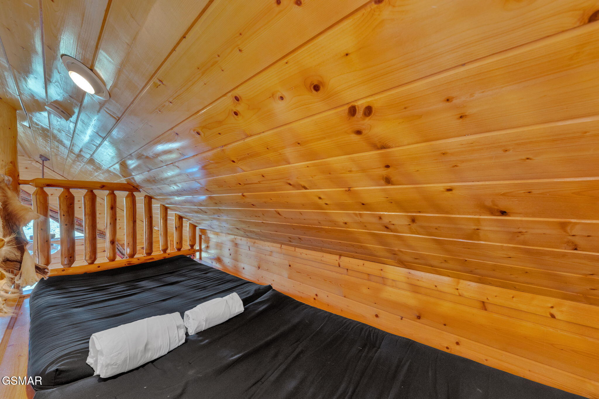 Sevierville, Tennessee, 37862, United States, 3 Bedrooms Bedrooms, ,3 BathroomsBathrooms,Residential,For Sale,1974724