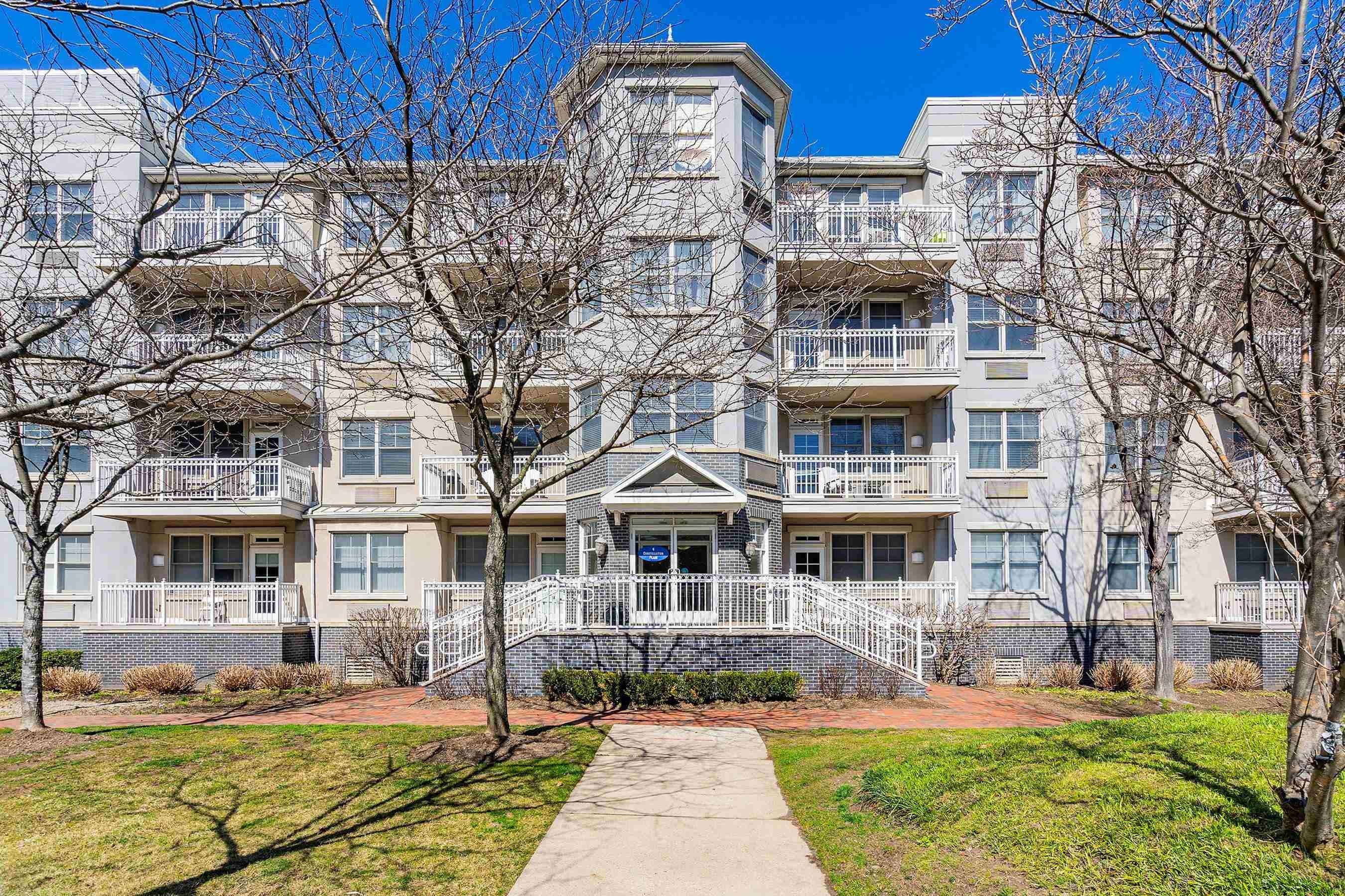 JC, Greenville, New Jersey, 07305, United States, 2 Bedrooms Bedrooms, ,2 BathroomsBathrooms,Residential,For Sale,2010723