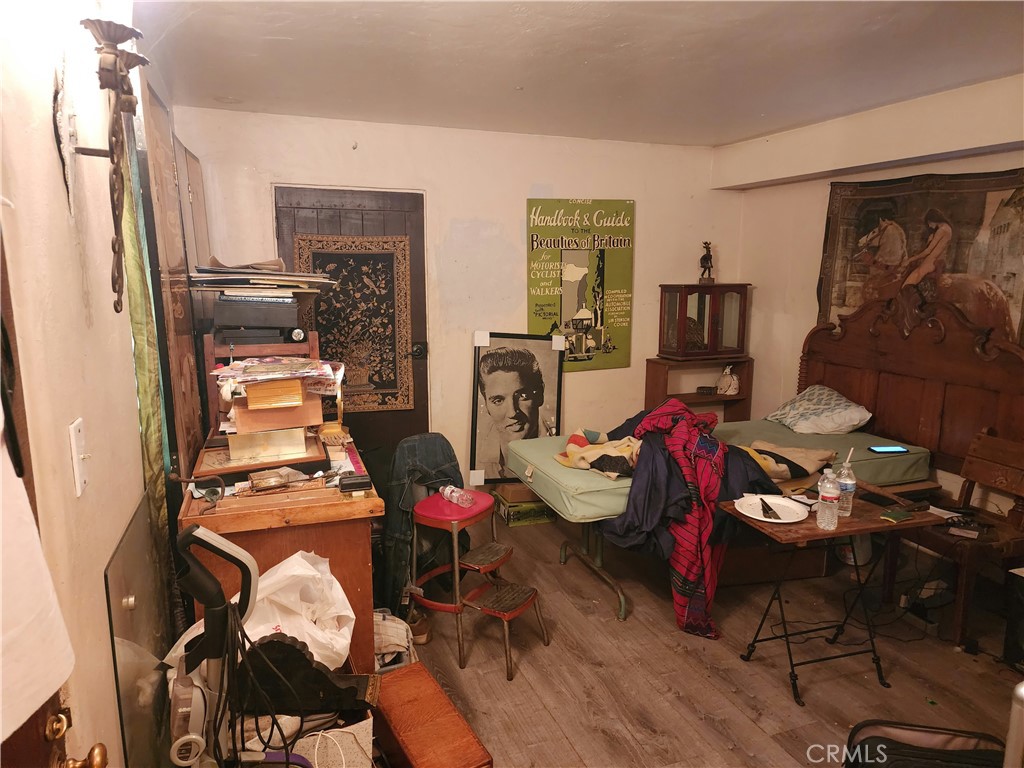 Riverside, California, 92501, United States, 4 Bedrooms Bedrooms, ,2 BathroomsBathrooms,Residential,For Sale,1966223