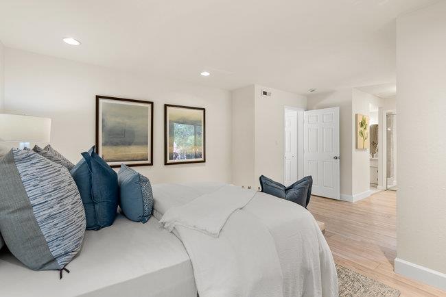Los Gatos, California, 95030, United States, 2 Bedrooms Bedrooms, ,3 BathroomsBathrooms,Residential,For Sale,1903816