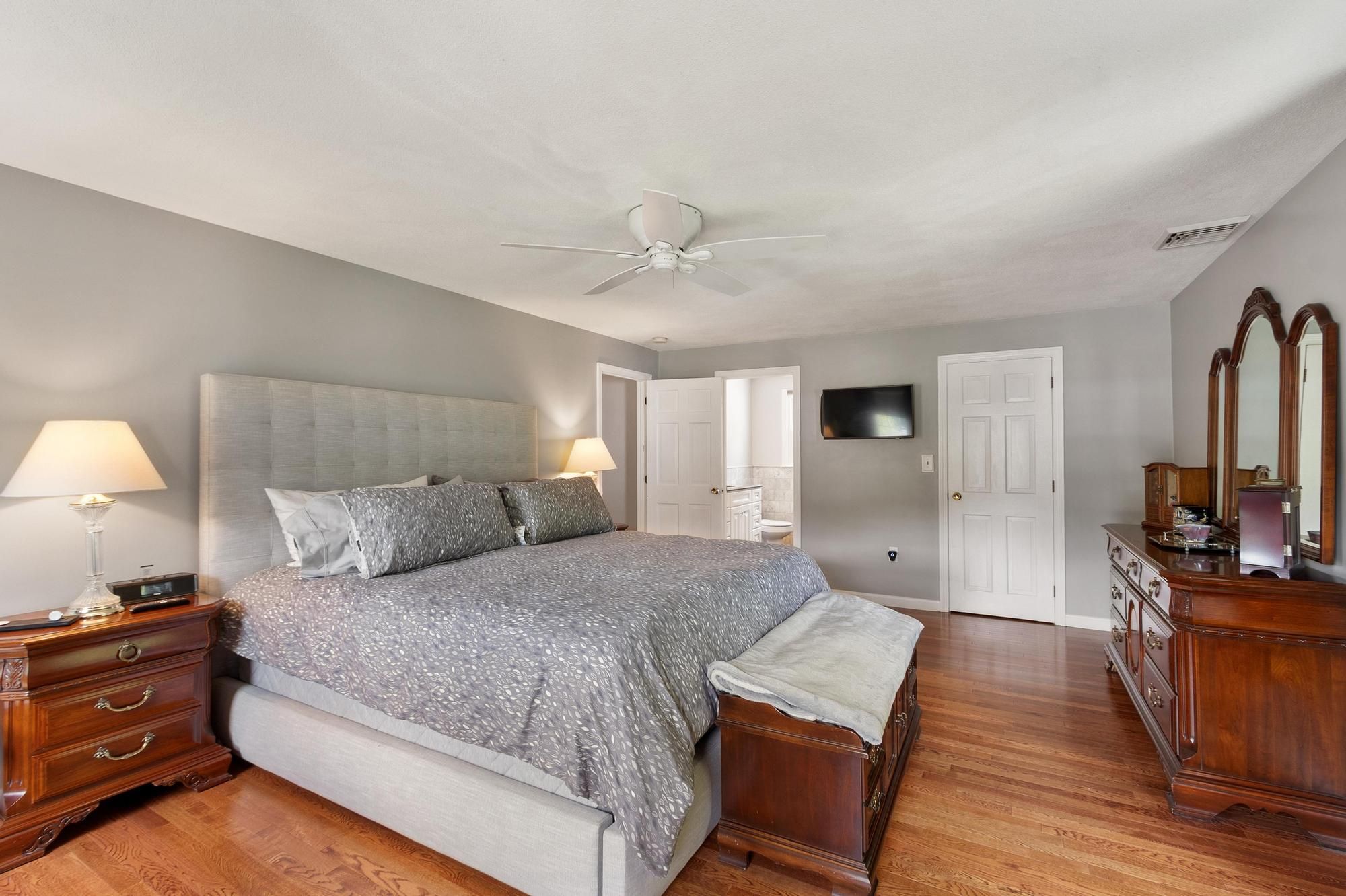  60 Wescott Circle, Tewksbury, MA, 01876 - 物件實景
