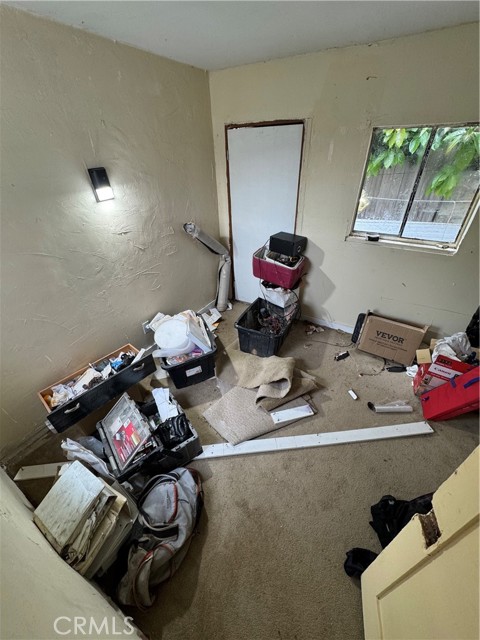 Los Angeles, California, 90043, United States, 3 Bedrooms Bedrooms, ,2 BathroomsBathrooms,Residential,For Sale,1930153