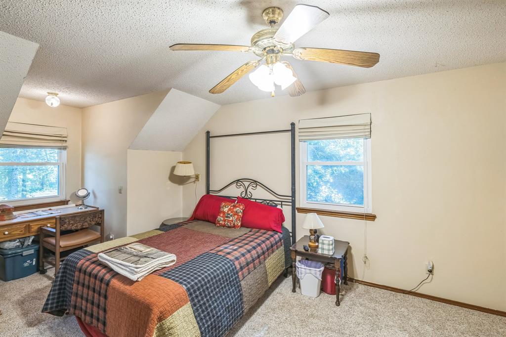 Honey Grove, Texas, 75446, United States, 3 Bedrooms Bedrooms, ,3 BathroomsBathrooms,Residential,For Sale,1840327