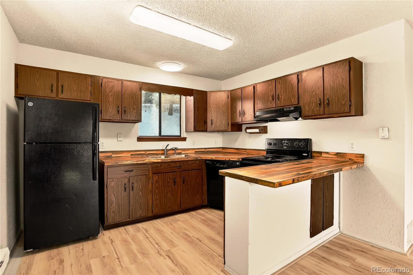 Bailey, Colorado, 80421, United States, 3 Bedrooms Bedrooms, ,2 BathroomsBathrooms,Residential,For Sale,2003095