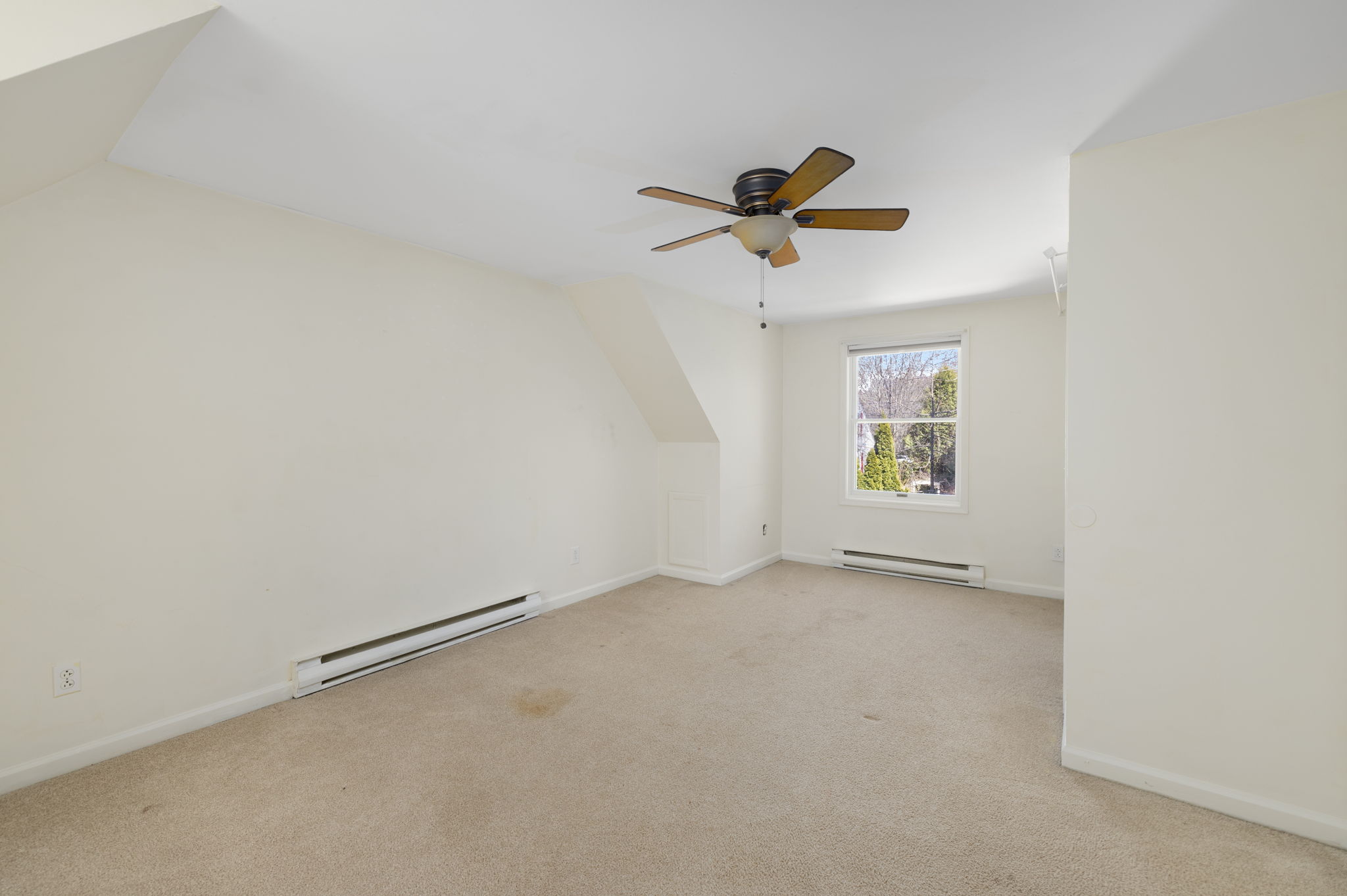  28 Bow And Arrow Trail S, South Kingstown, RI, 02879 - 物件實景