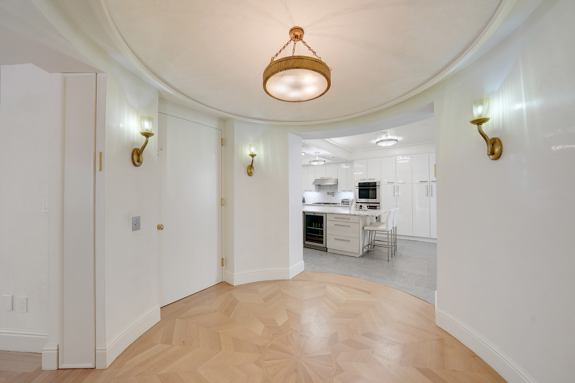 Brooklyn, New York, 11230, United States, 4 Bedrooms Bedrooms, ,7 BathroomsBathrooms,Residential,For Sale,1942878