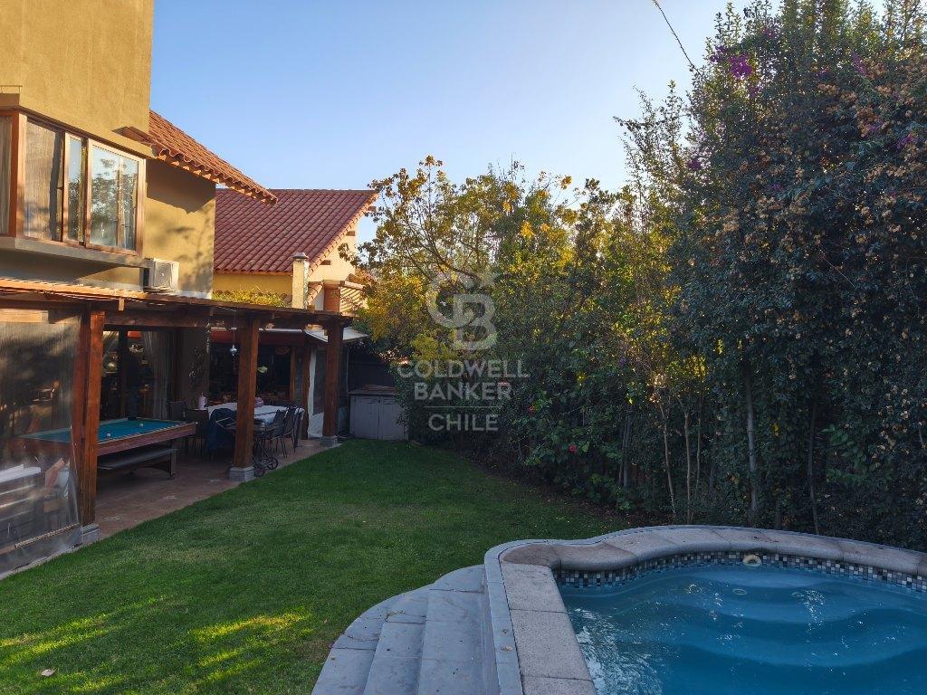 La Reina, Chile, 3 Bedrooms Bedrooms, ,3 BathroomsBathrooms,Residential,For Sale,1827859