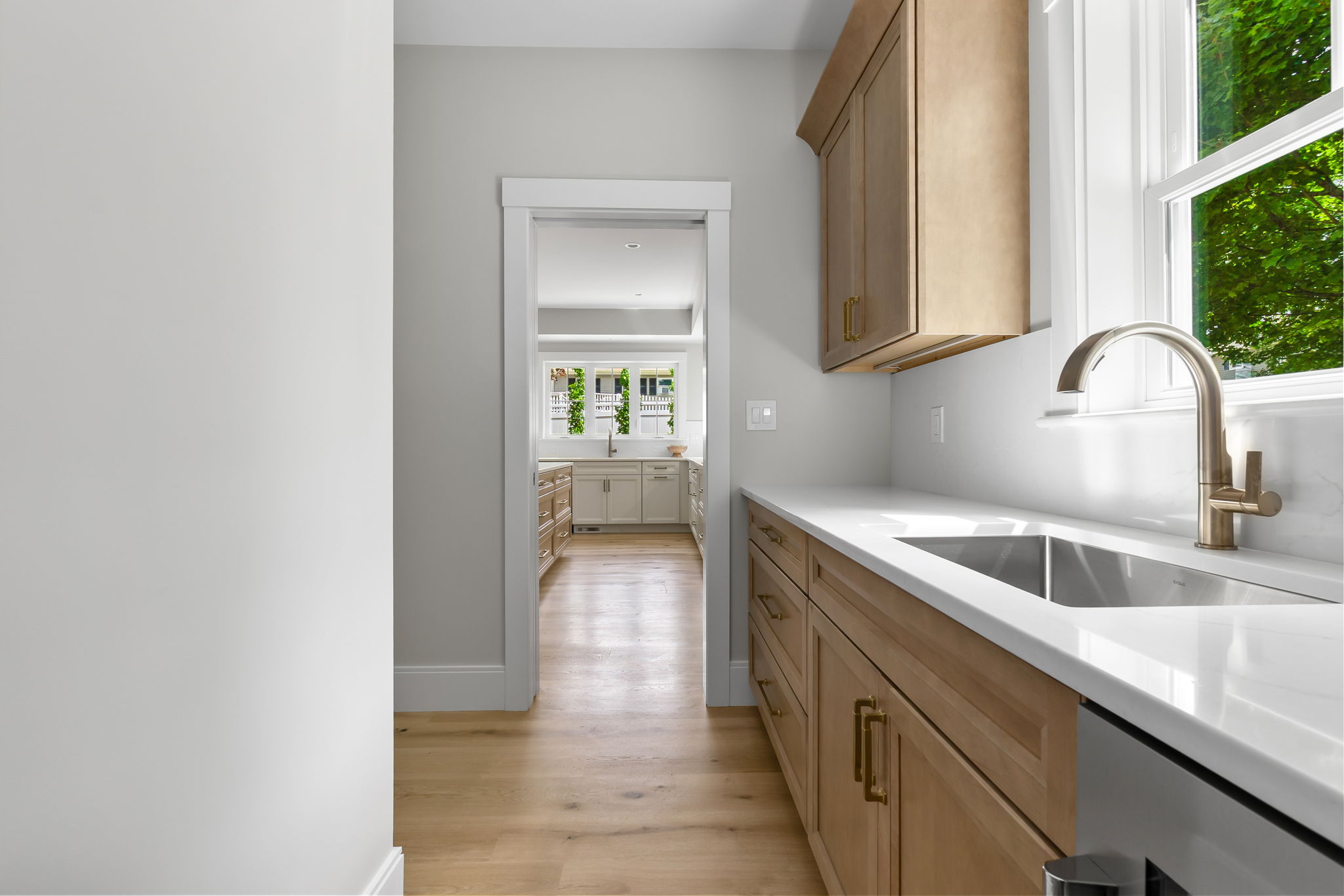  4 Brown Ave, Newburyport, MA, 01950 - 物件實景