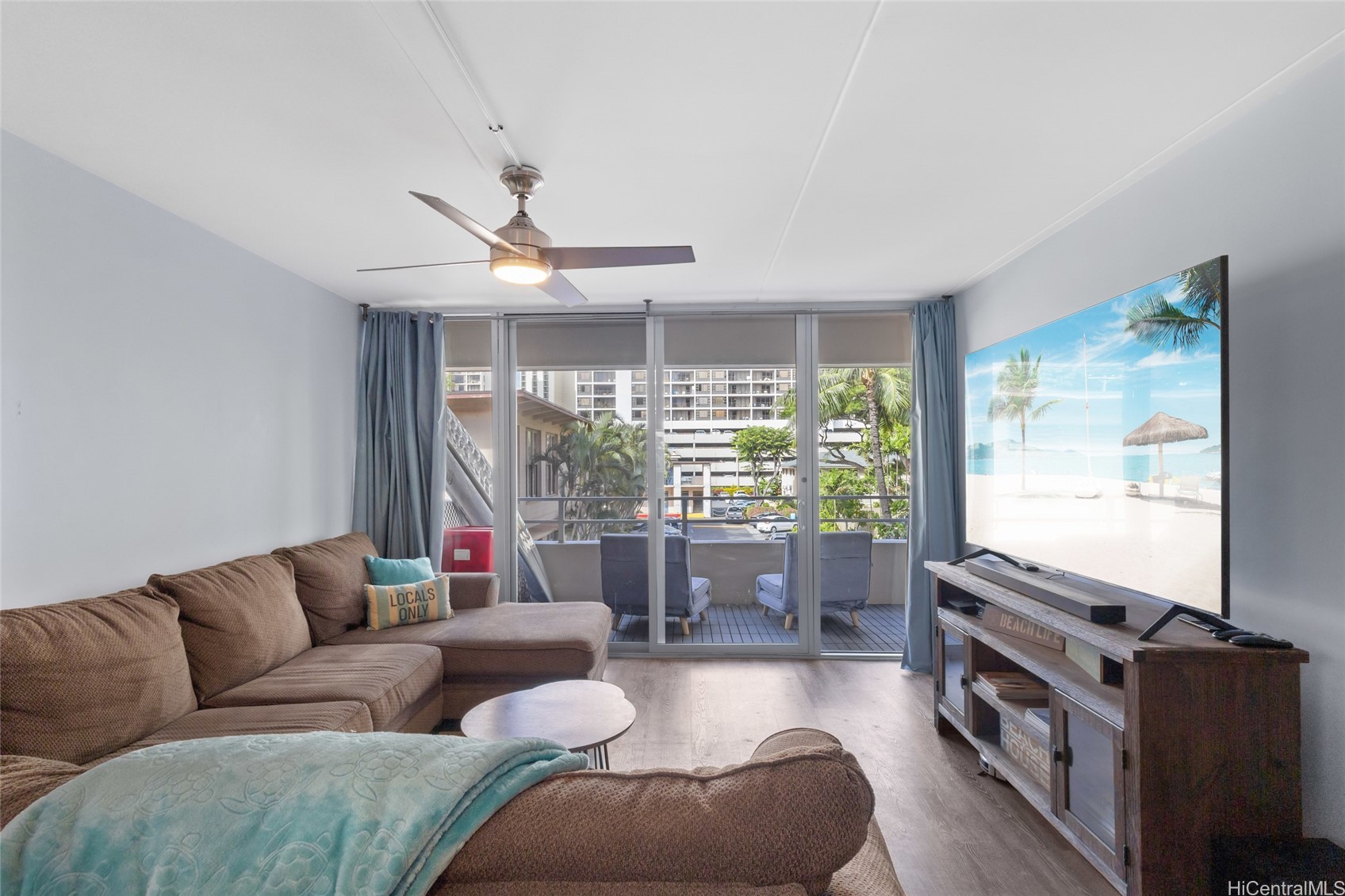 Honolulu, Hawaii, 96815, United States, 2 Bedrooms Bedrooms, ,2 BathroomsBathrooms,Residential,For Sale,1926307
