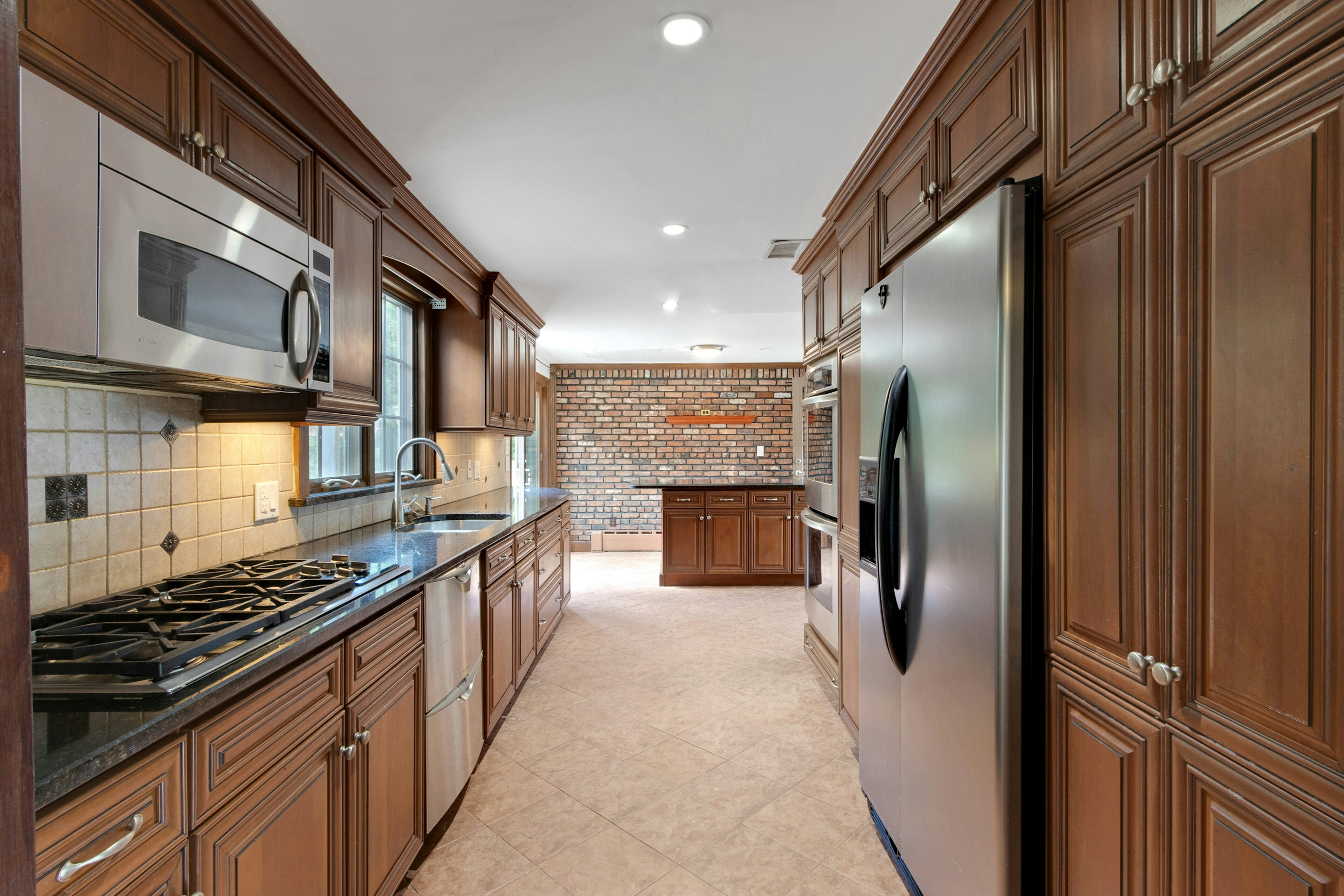  270 High Street, Closter, NJ 07624 - 物件實景