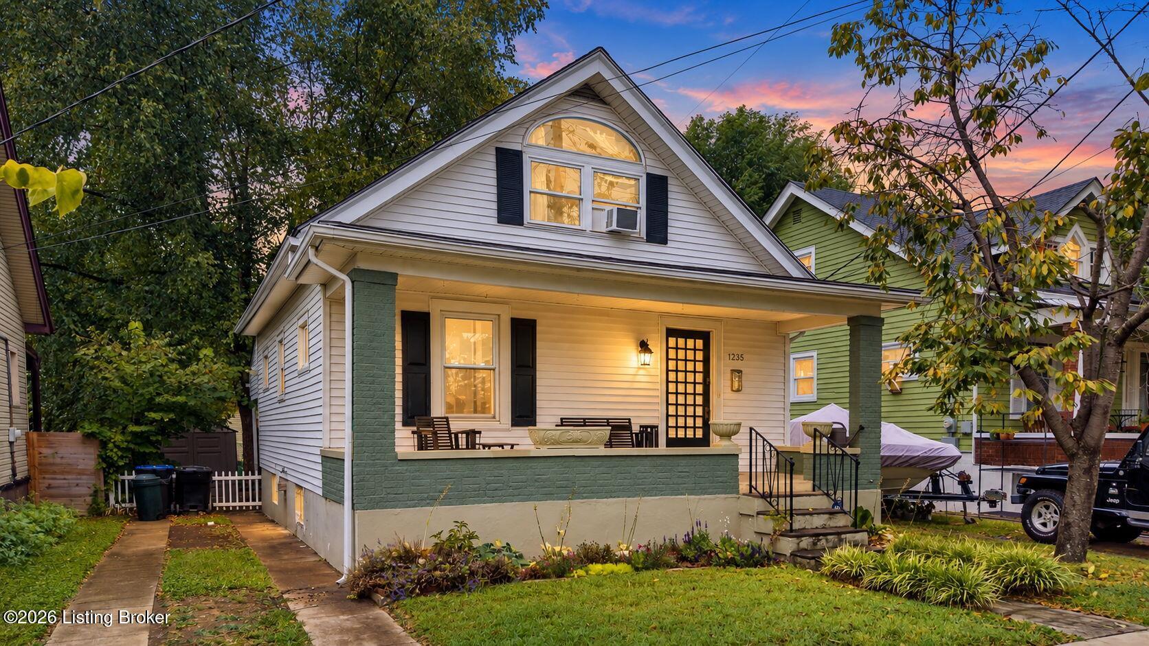 Rufer Ave, Louisville, KY 40204