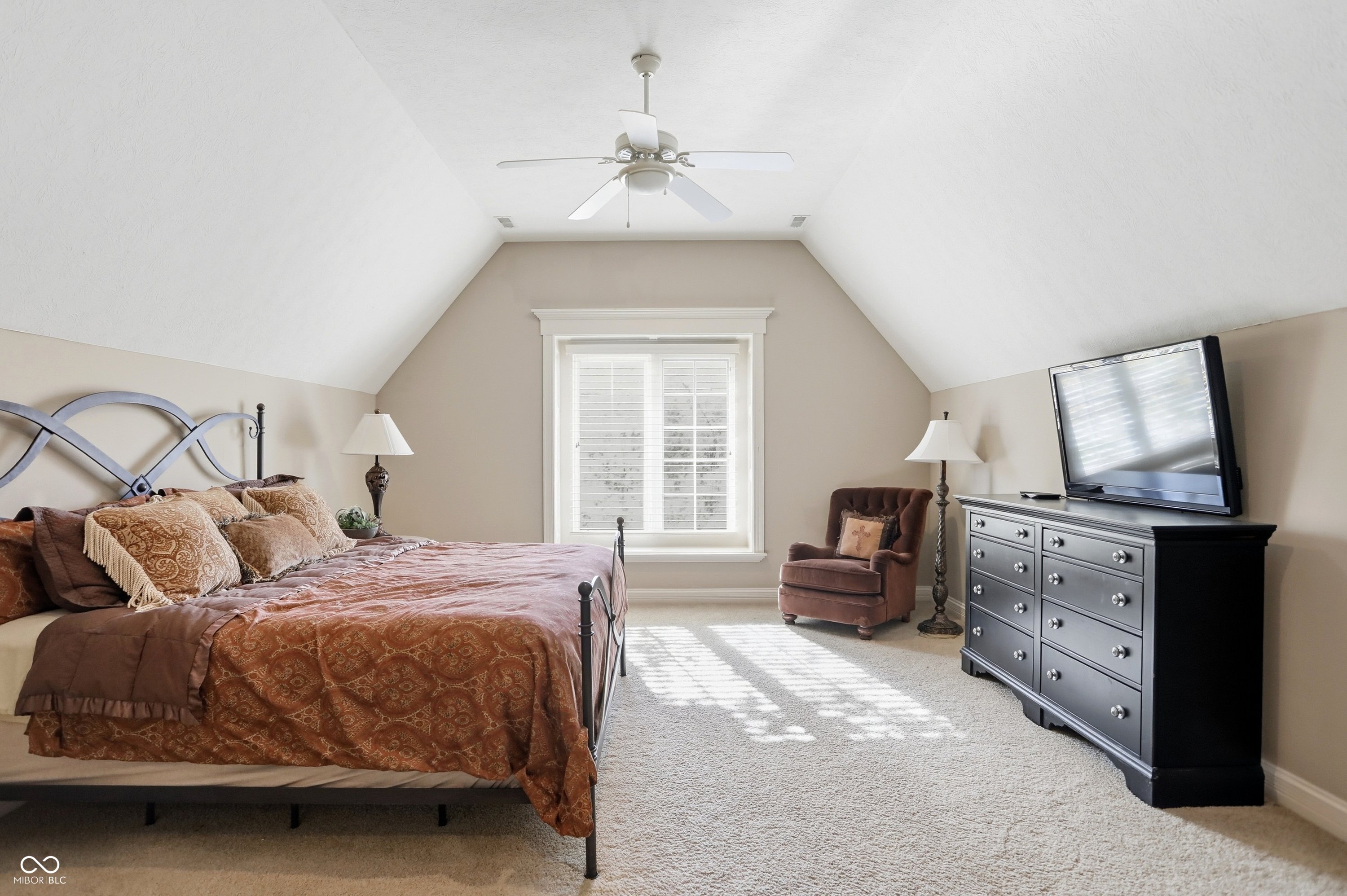 Carmel, Indiana, 46033, United States, 5 Bedrooms Bedrooms, ,6 BathroomsBathrooms,Residential,For Sale,1988622