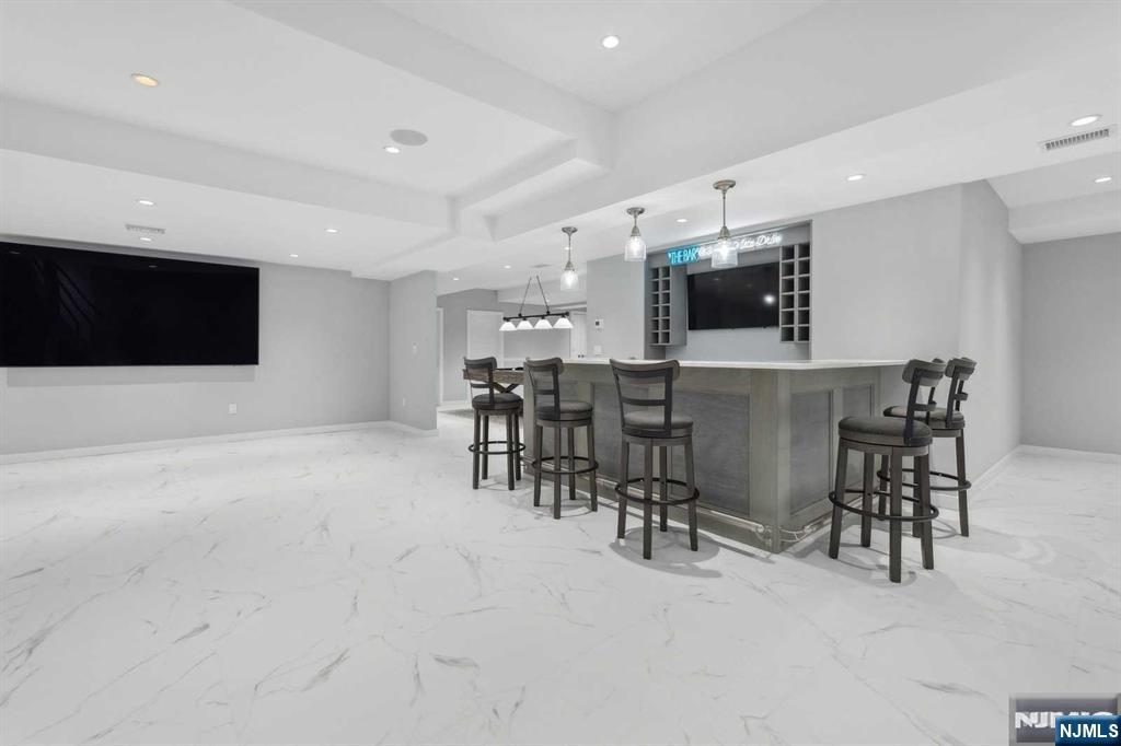 Alpine, New Jersey, 07620, United States, 6 Bedrooms Bedrooms, ,9 BathroomsBathrooms,Residential,For Sale,2000775