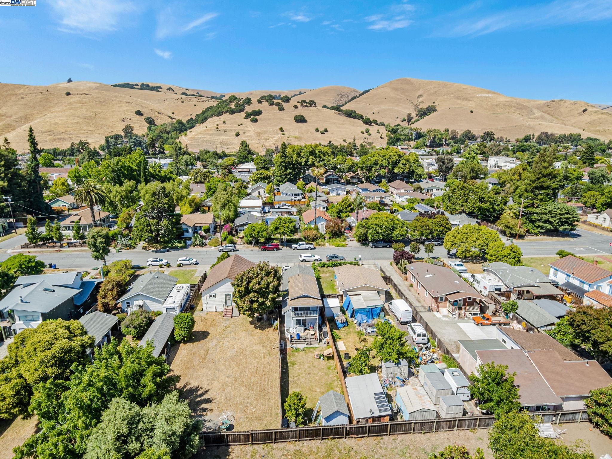 Fremont, California, 94536, United States, 3 Bedrooms Bedrooms, ,1 BathroomBathrooms,Residential,For Sale,1911094