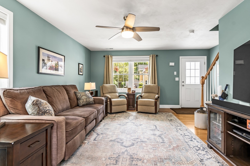 Haverhill, Massachusetts, 01830, United States, 3 Bedrooms Bedrooms, ,3 BathroomsBathrooms,Residential,For Sale,2048419