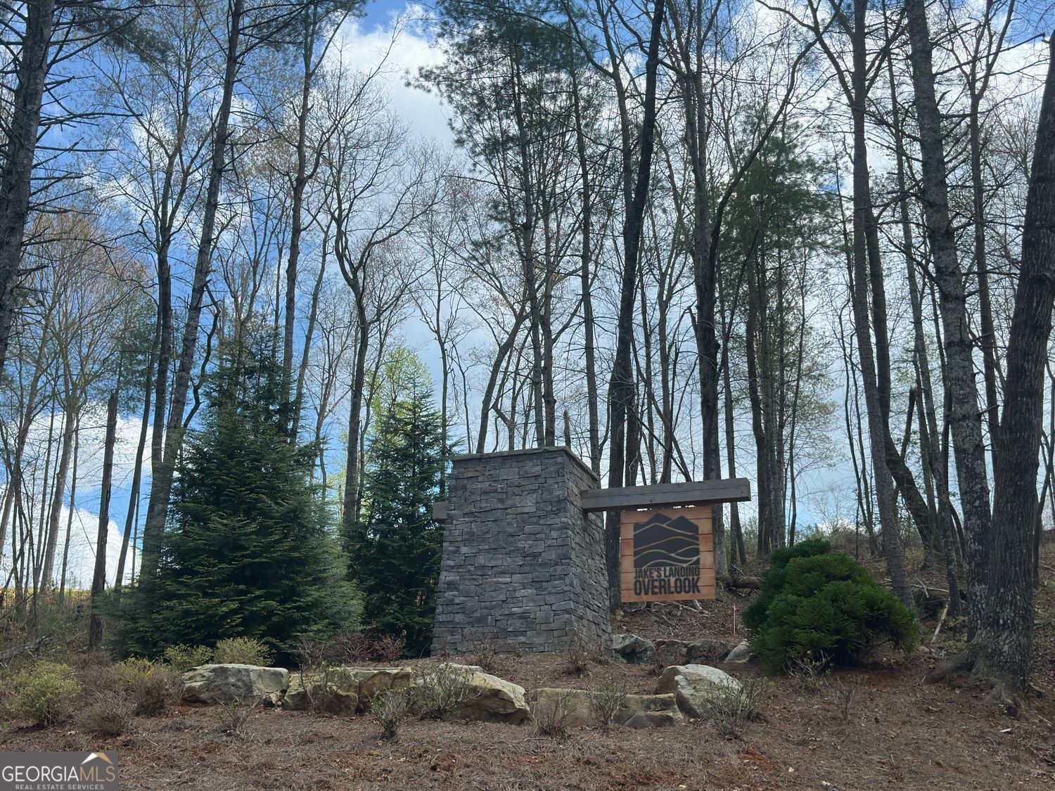 Ellijay, Georgia, 30540, United States, 3 Bedrooms Bedrooms, ,3 BathroomsBathrooms,Residential,For Sale,1858970