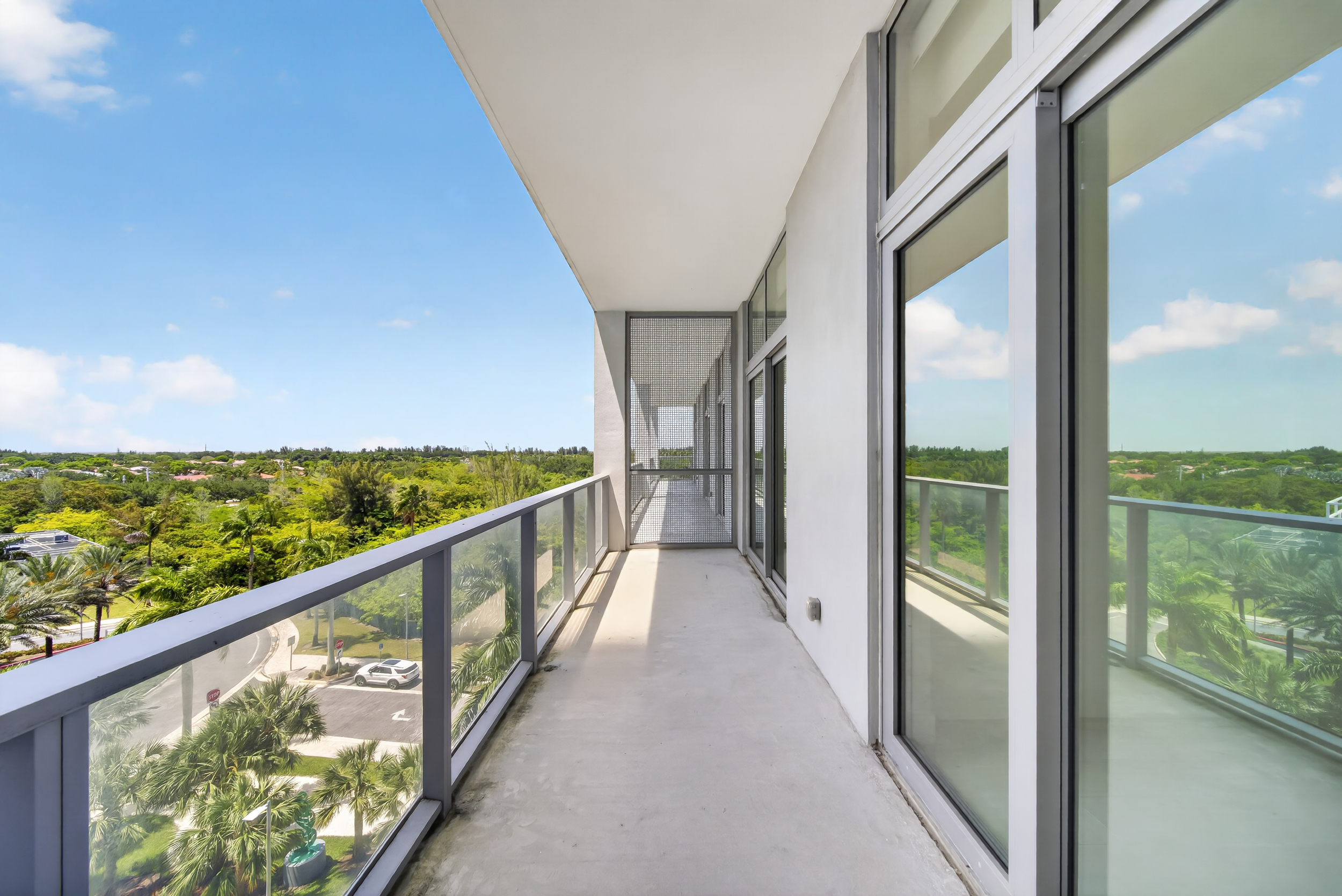  2000 Metropica Way, Sunrise, FL, 33323 - 物件實景
