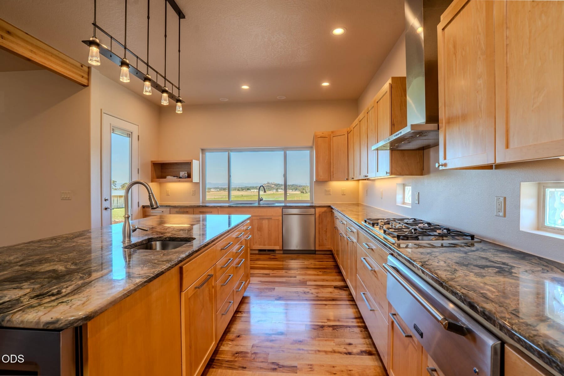  2110 Houston Road Phoenix, OR 97535 - 物件實景