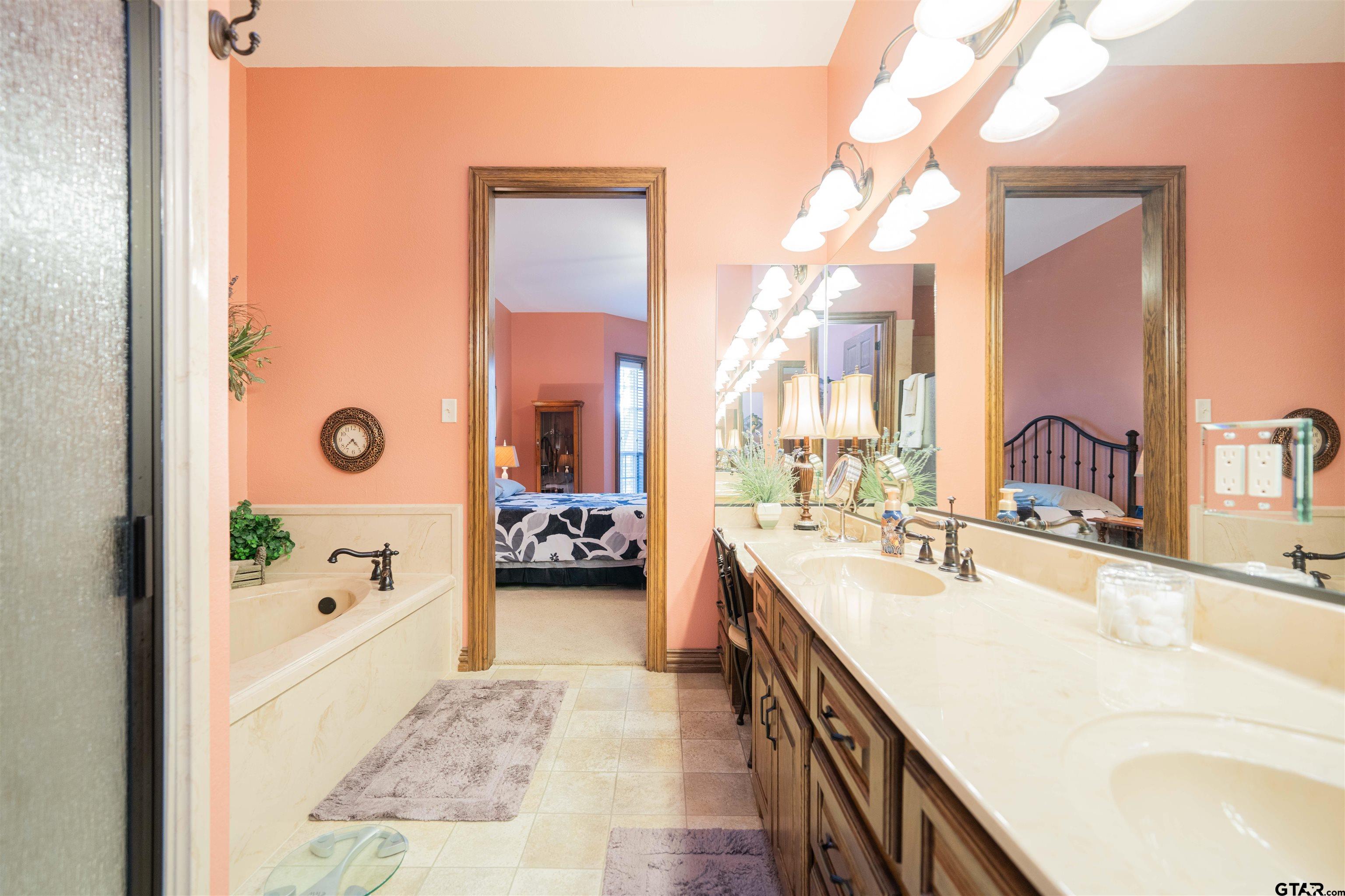 Mt Vernon, Texas, 75457, United States, 3 Bedrooms Bedrooms, ,3 BathroomsBathrooms,Residential,For Sale,2002103