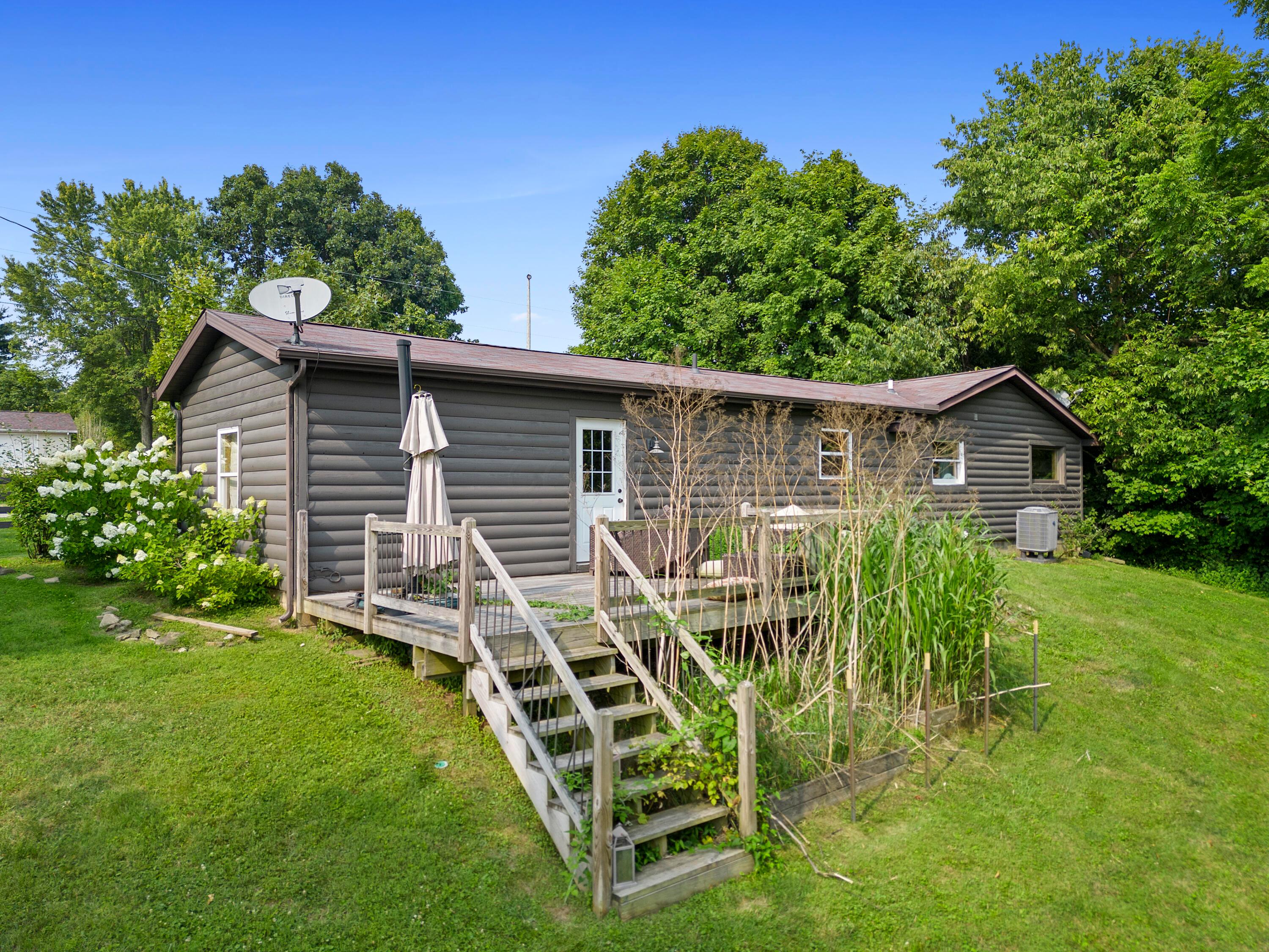 Alexandria, Ohio, 43001, United States, 4 Bedrooms Bedrooms, ,4 BathroomsBathrooms,Residential,For Sale,1907180