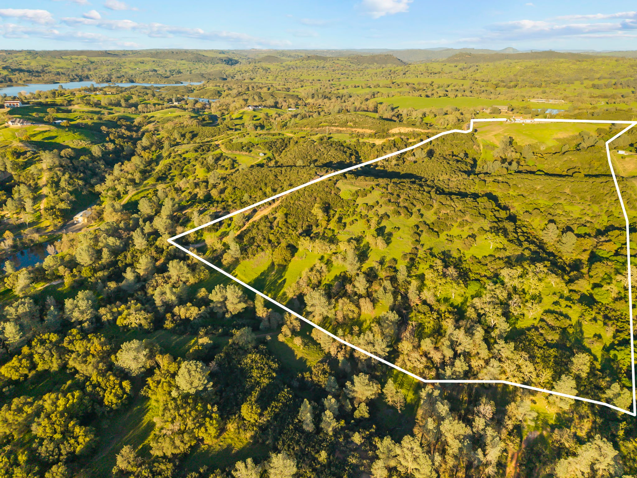  40 Acres - Big Views - Renovated Home - 物件實景