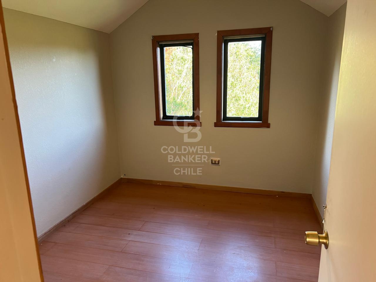 Puerto Varas, Chile, 5 Bedrooms Bedrooms, ,3 BathroomsBathrooms,Residential,For Sale,1837994