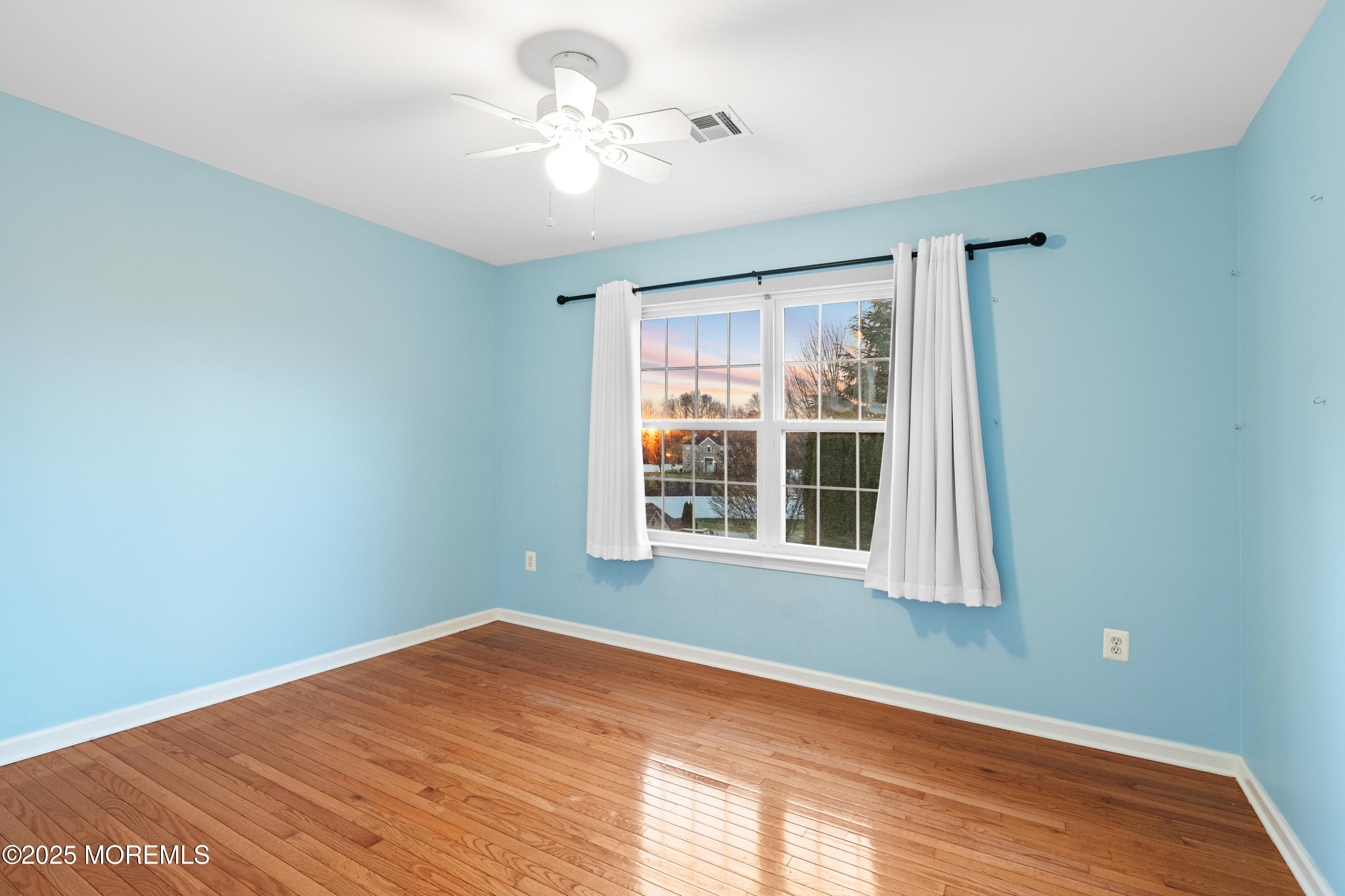 Jackson, New Jersey, 08527, United States, 7 Bedrooms Bedrooms, ,5 BathroomsBathrooms,Residential,For Sale,1998034