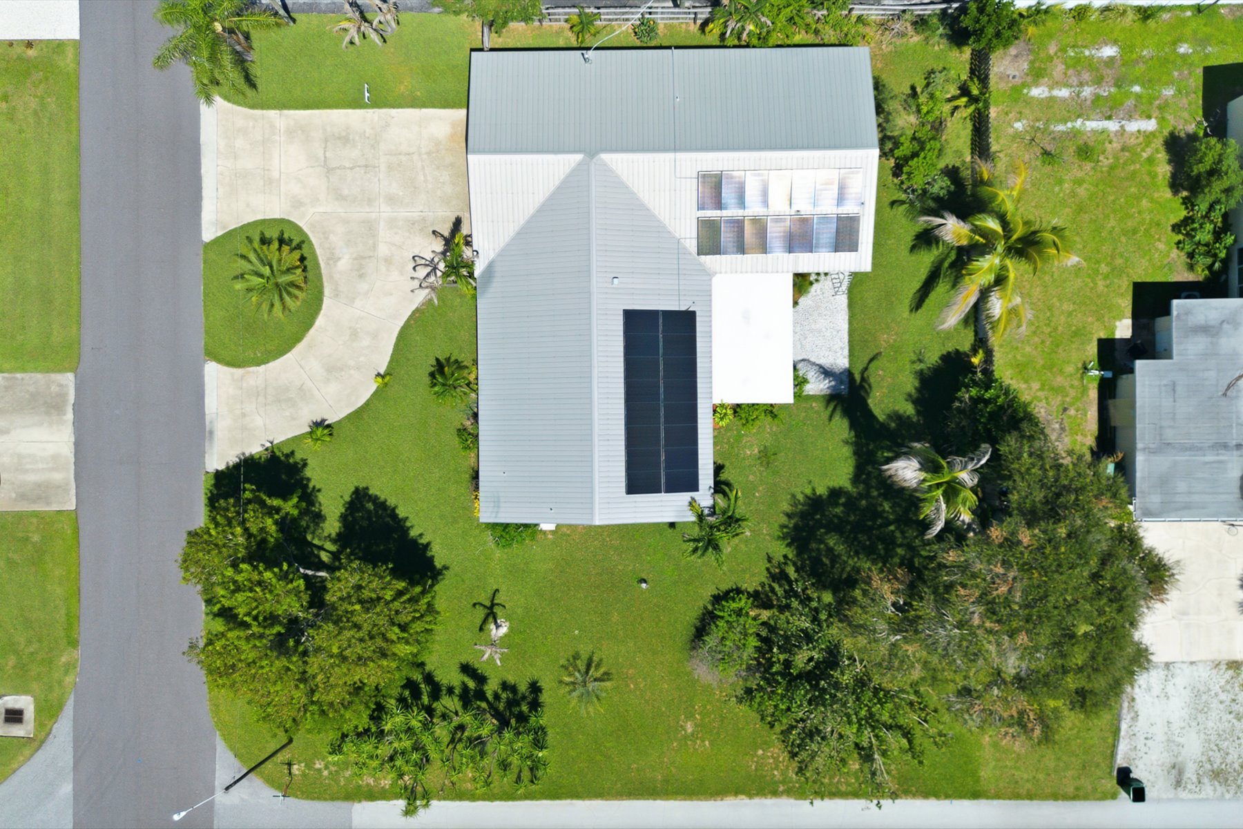  207 S Palm Avenue, Indialantic, FL, 32903 - 物件實景