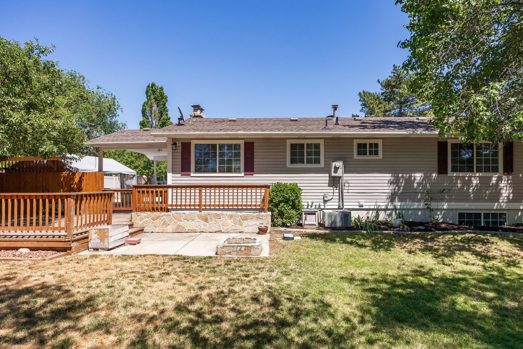  Darling Start Home in East Sandy - 物件實景