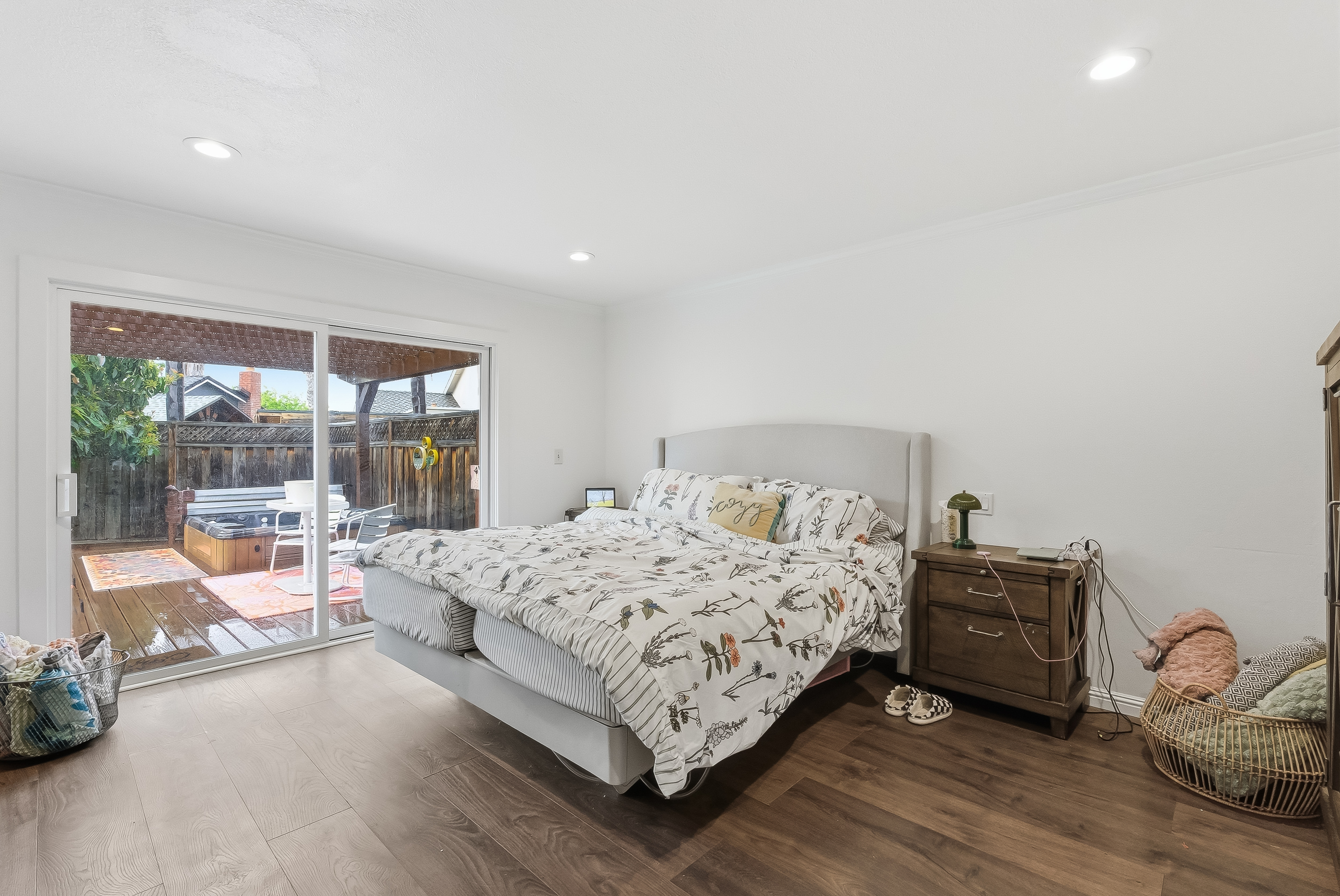  Shreen Court Charming Cul-de-Sac Home - 物件實景