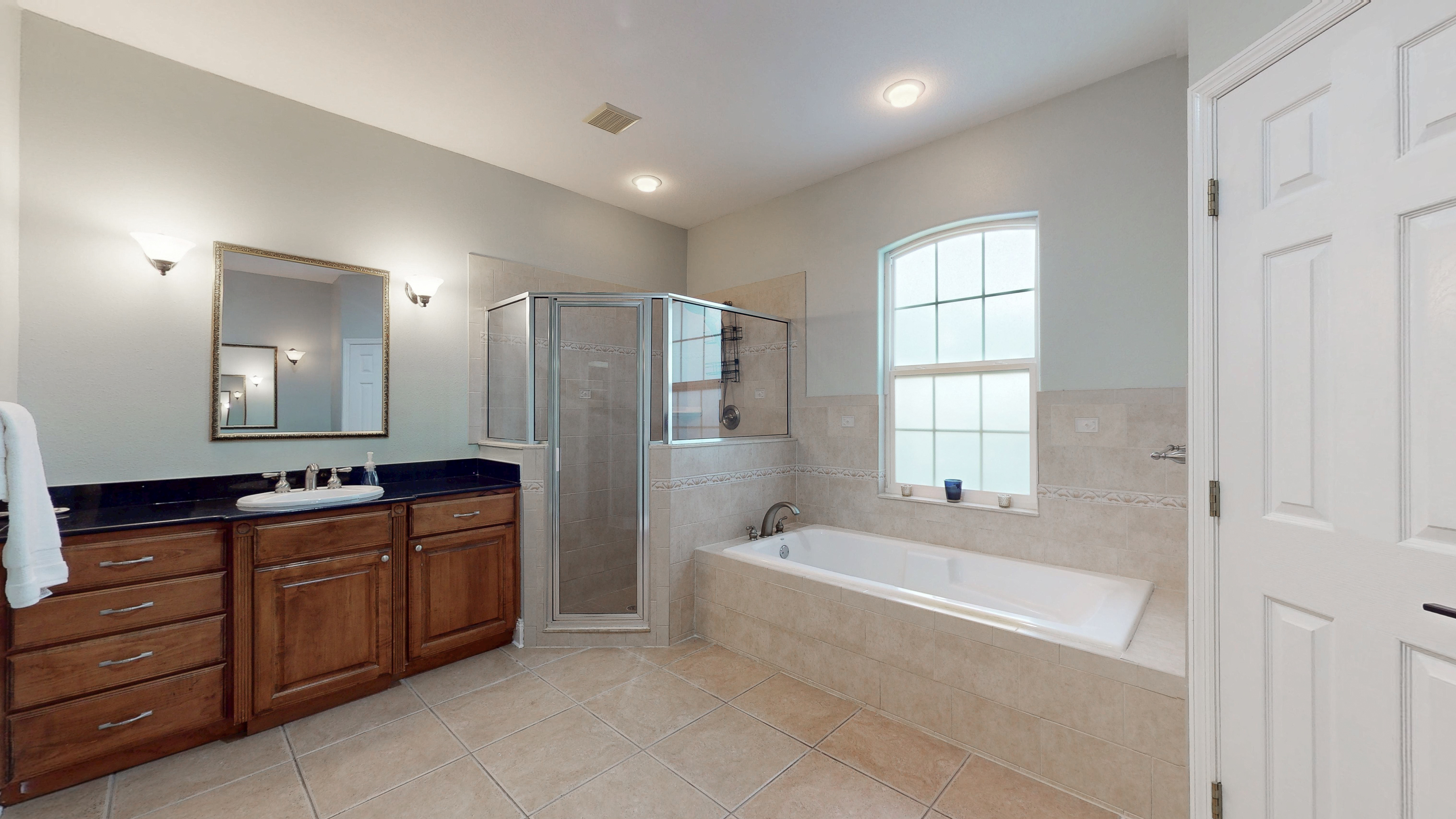 Clermont, Florida, 34711, United States, 4 Bedrooms Bedrooms, ,3 BathroomsBathrooms,Residential,For Sale,1975367