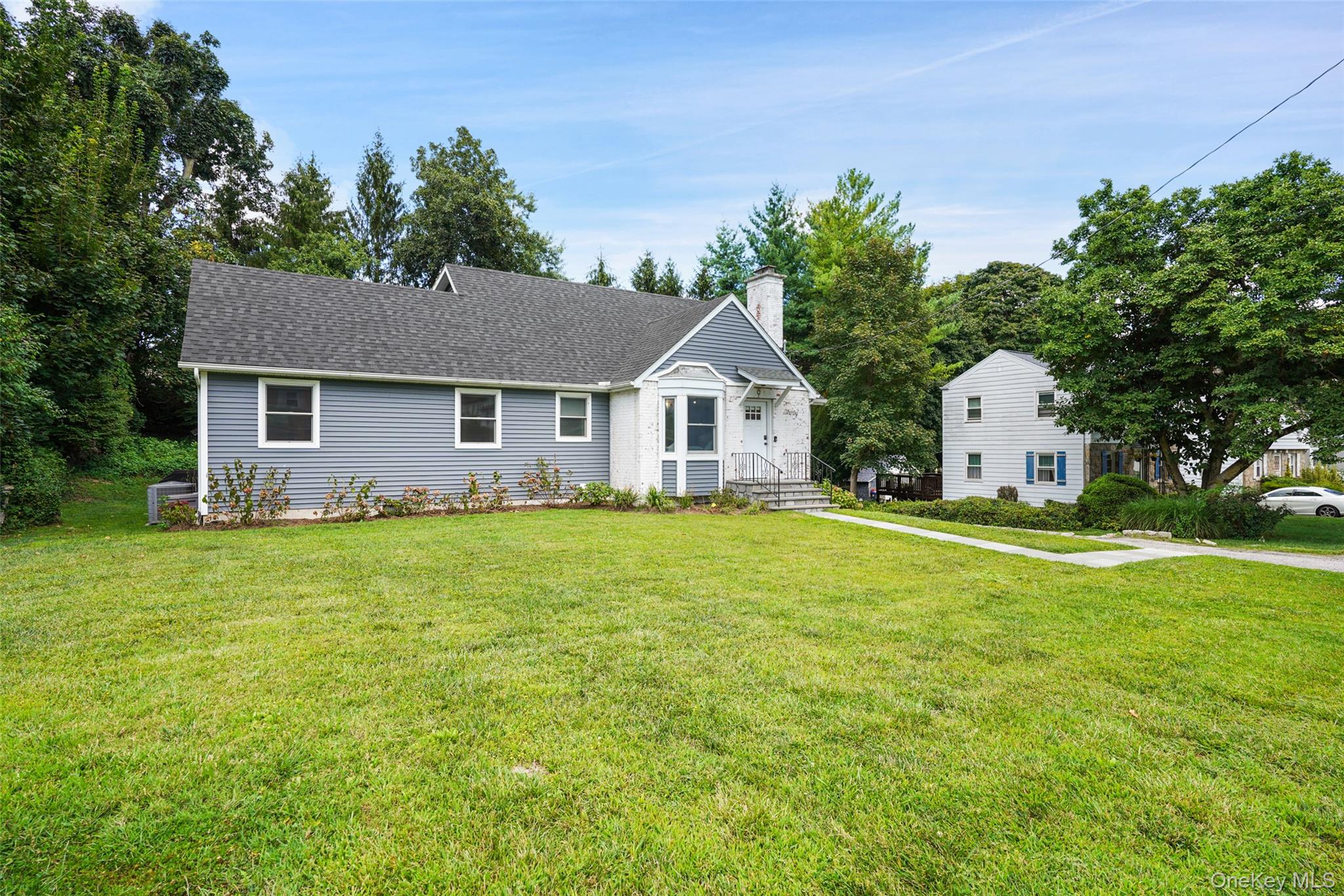 White Plains, New York, 10603, United States, 3 Bedrooms Bedrooms, ,3 BathroomsBathrooms,Residential,For Sale,1933056