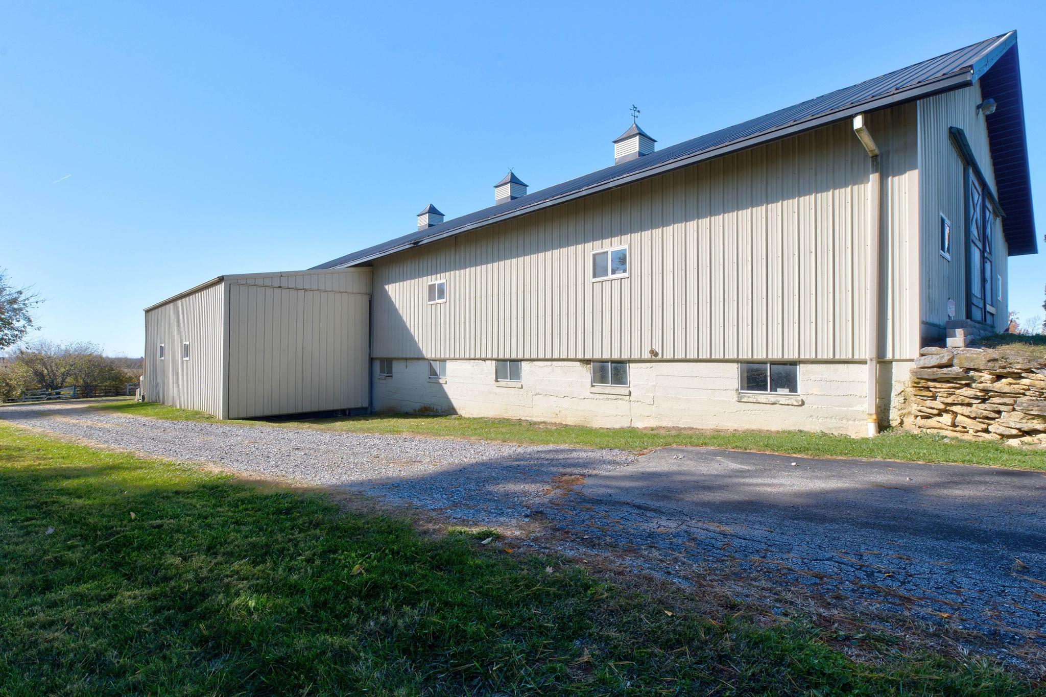 Winchester, Kentucky, 40391, United States, 3 Bedrooms Bedrooms, ,3 BathroomsBathrooms,Residential,For Sale,1992796