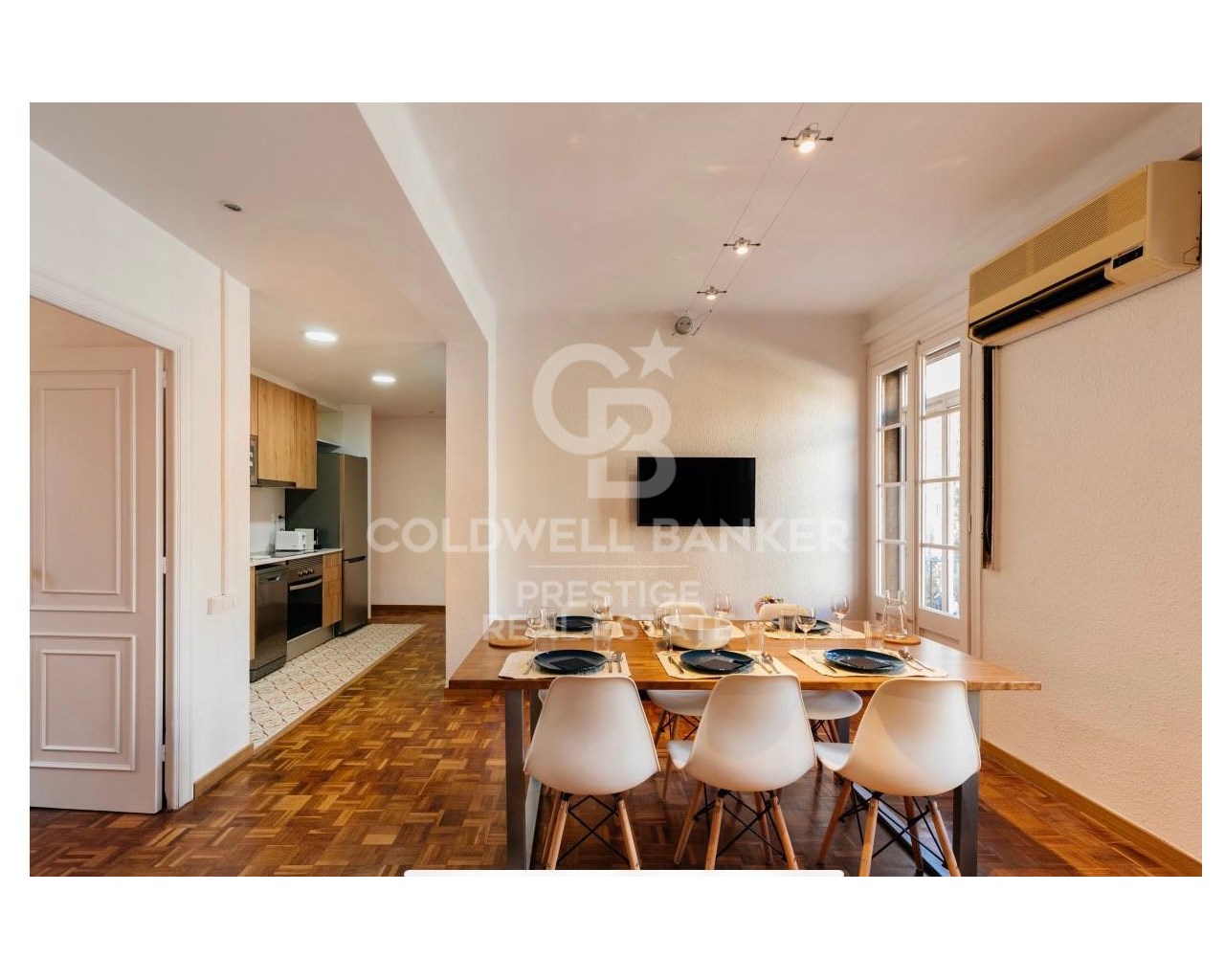 Barcelona, Catalonia, ES, 4 Bedrooms Bedrooms, ,2 BathroomsBathrooms,Residential,For Sale,1752141