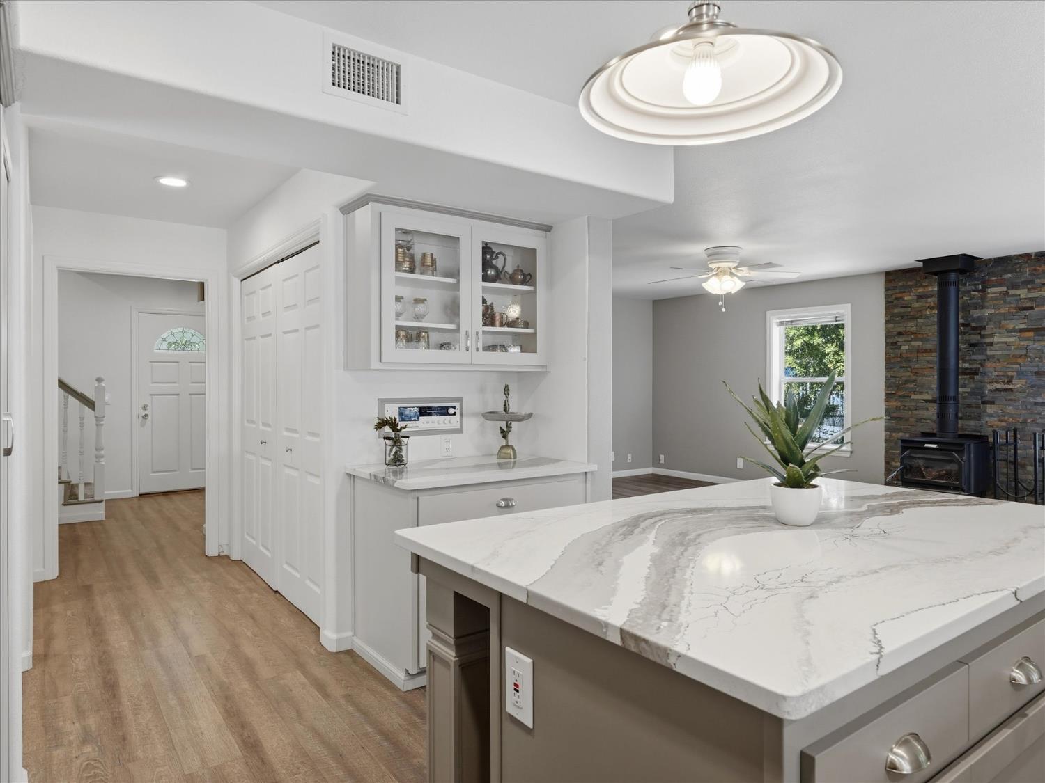 Bass Lake, California, 93604, United States, 3 Bedrooms Bedrooms, ,3 BathroomsBathrooms,Residential,For Sale,2049095