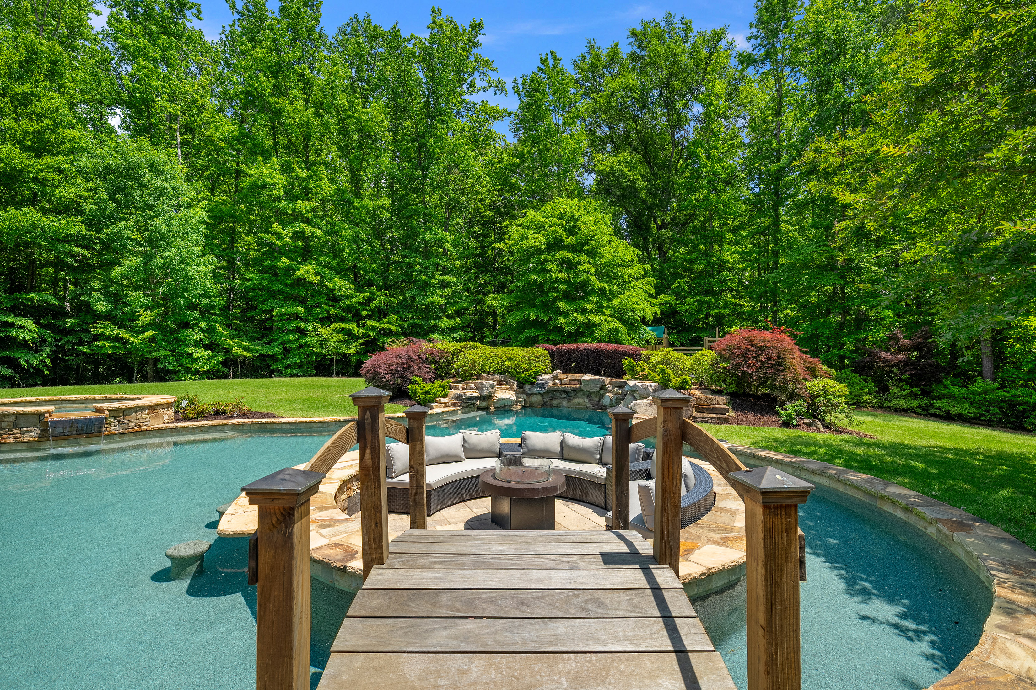  Set On More Than 10± Remarkably Private Acres Between Roswell And Milton - 物件實景