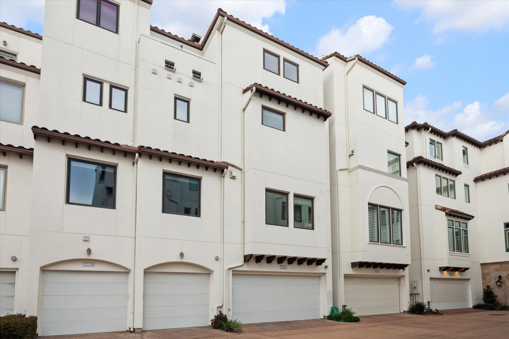  5214 Calle Cordoba Place - 物件實景