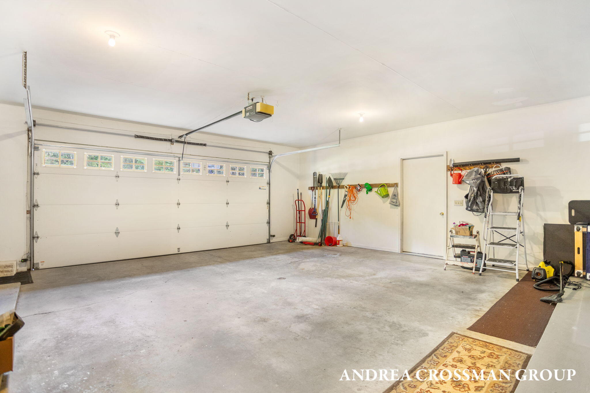 Holland, Michigan, 49424, United States, 5 Bedrooms Bedrooms, ,4 BathroomsBathrooms,Residential,For Sale,1947072