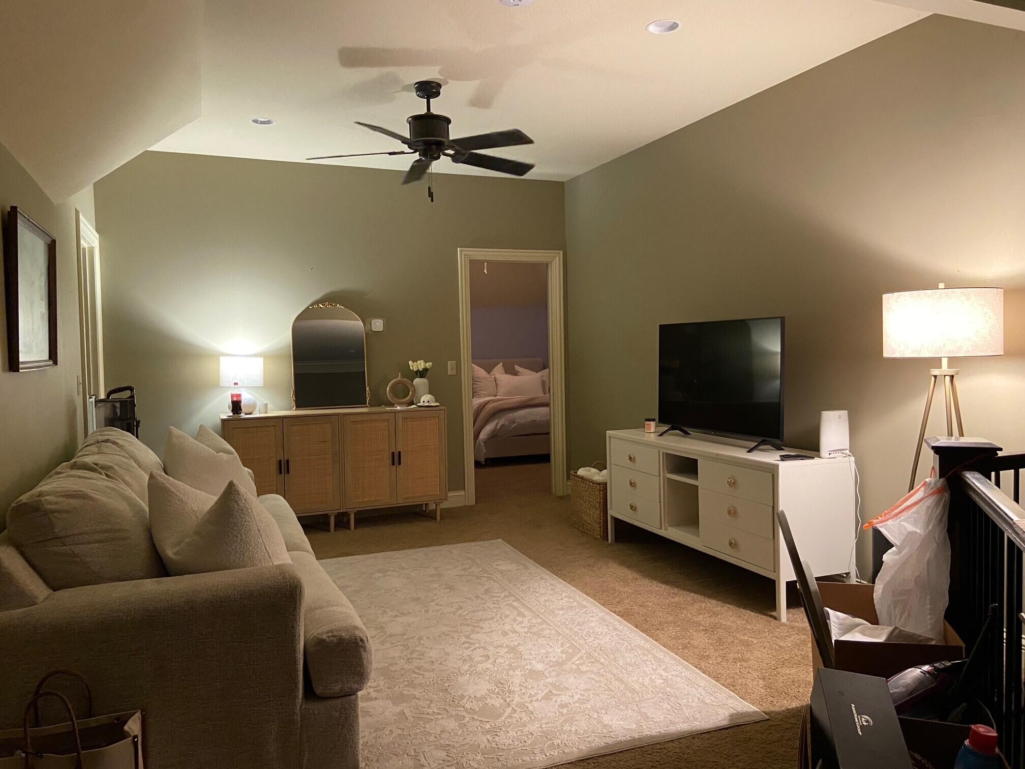 COLUMBIA, Missouri, 65203, United States, 4 Bedrooms Bedrooms, ,6 BathroomsBathrooms,Residential,For Sale,2013236