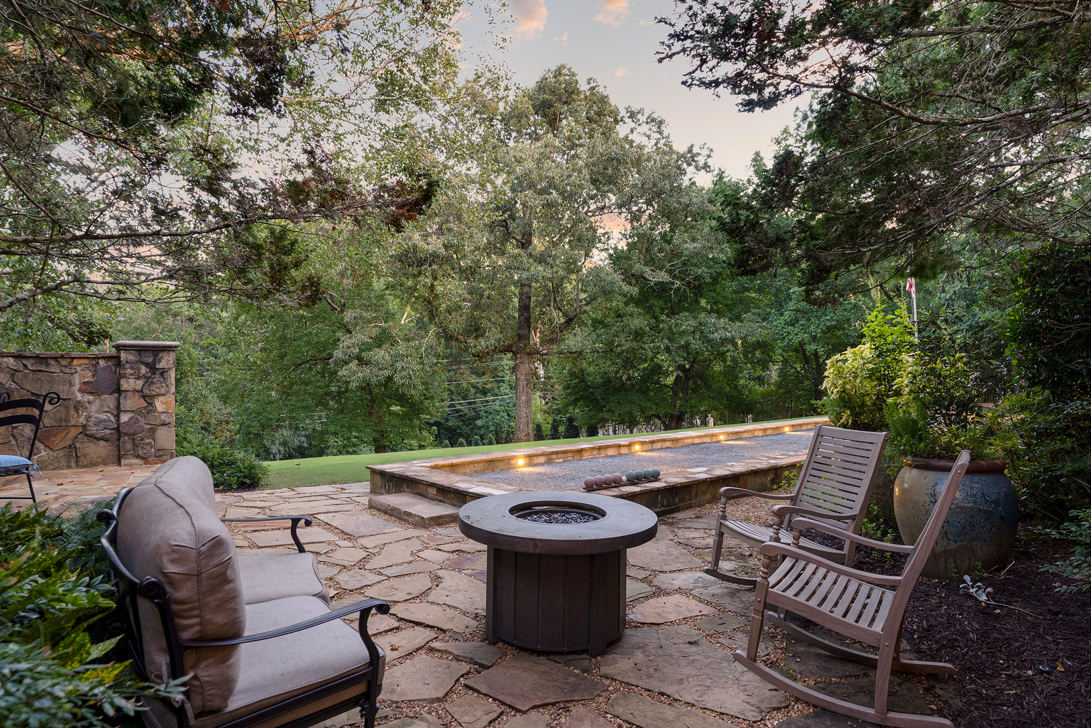  Remarkable Spanish-style Estate on 3.8+/- Private Acres - 物件實景